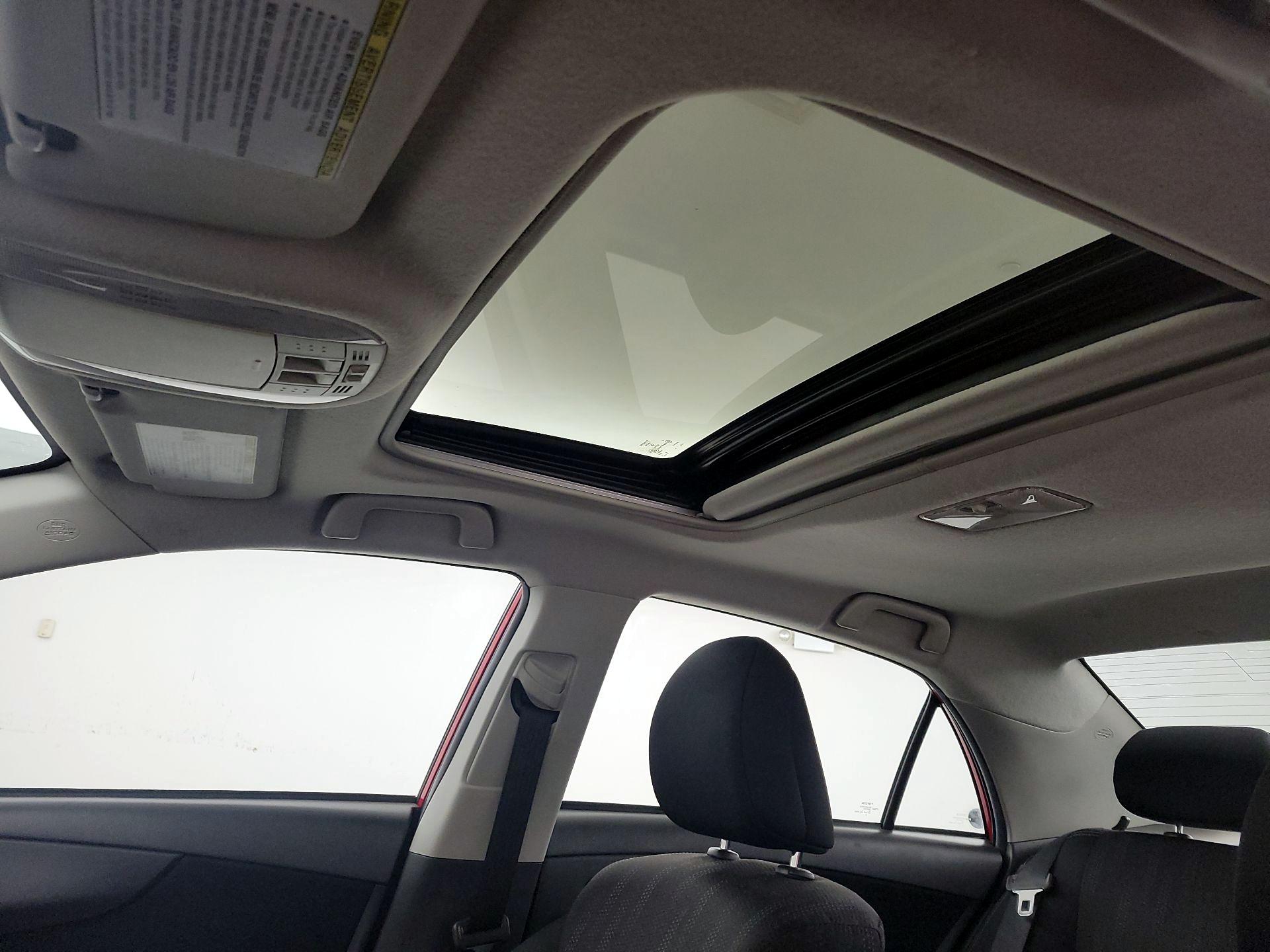 Thumbnail: 2013 Toyota Corolla - 19
