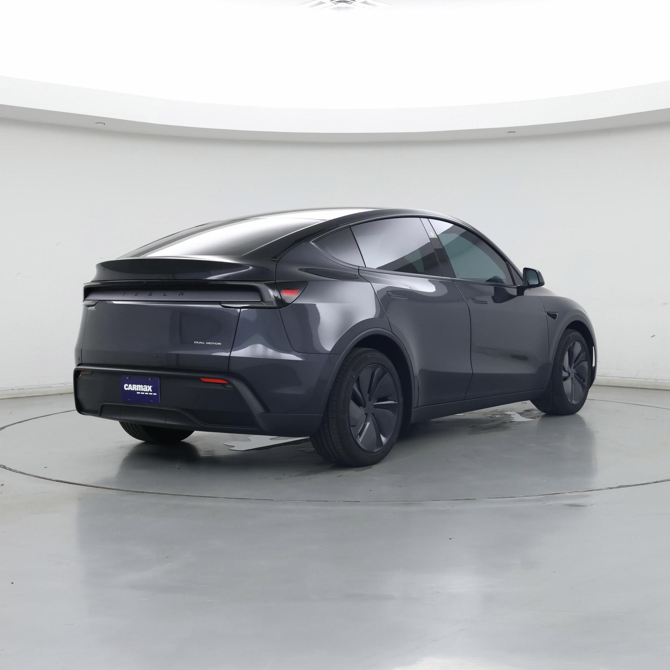 Thumbnail: 2026 Tesla Model Y - 8