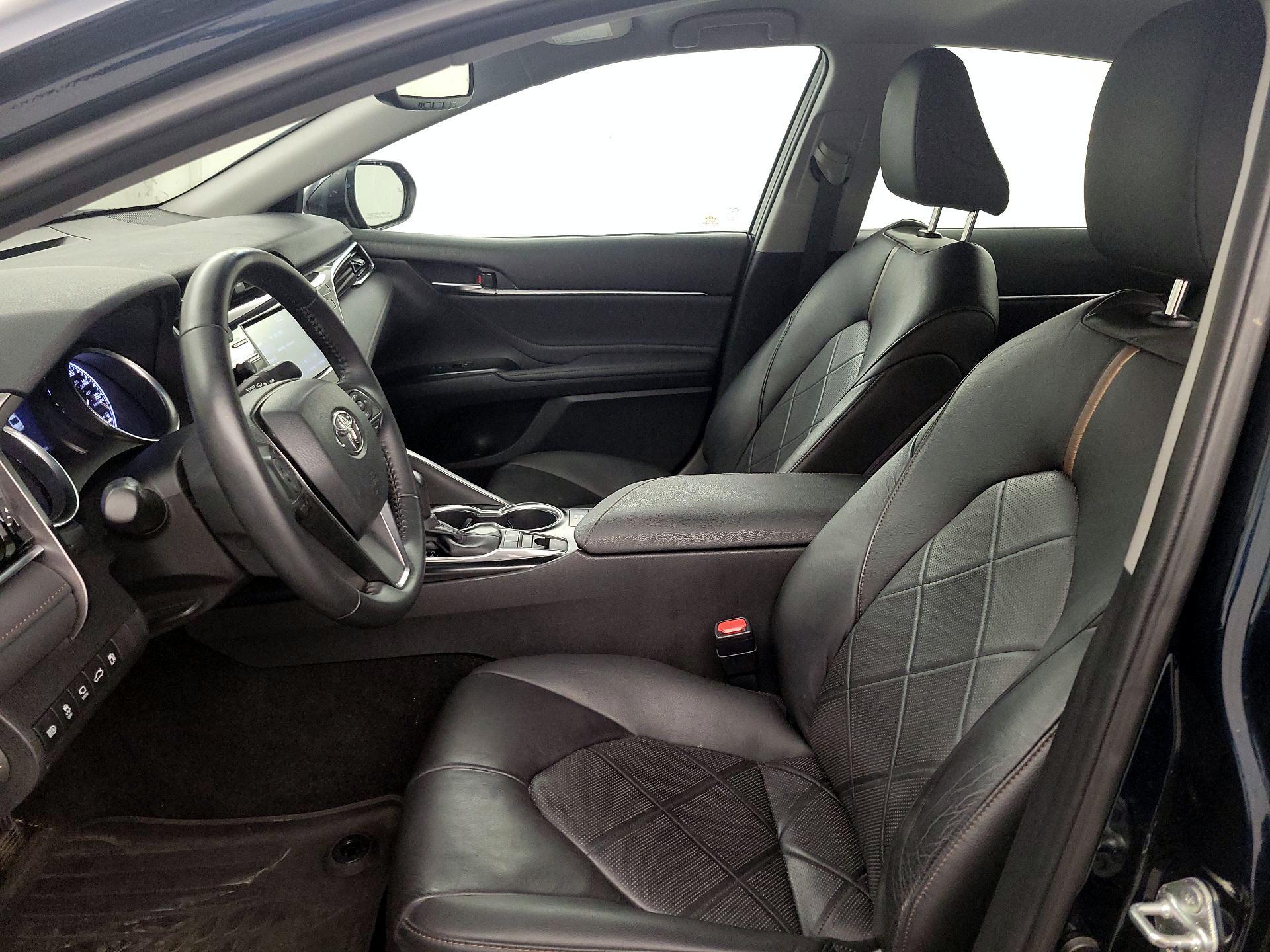Thumbnail: 2018 Toyota Camry - 11