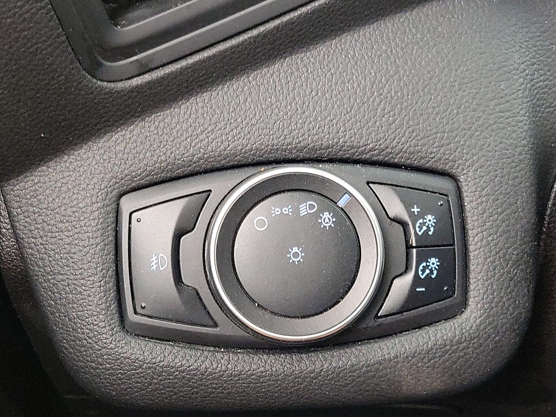 Thumbnail: 2016 Ford Escape - 13