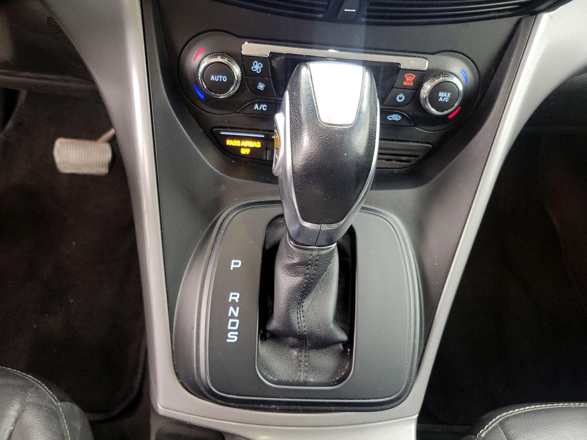 Thumbnail: 2016 Ford Escape - 17