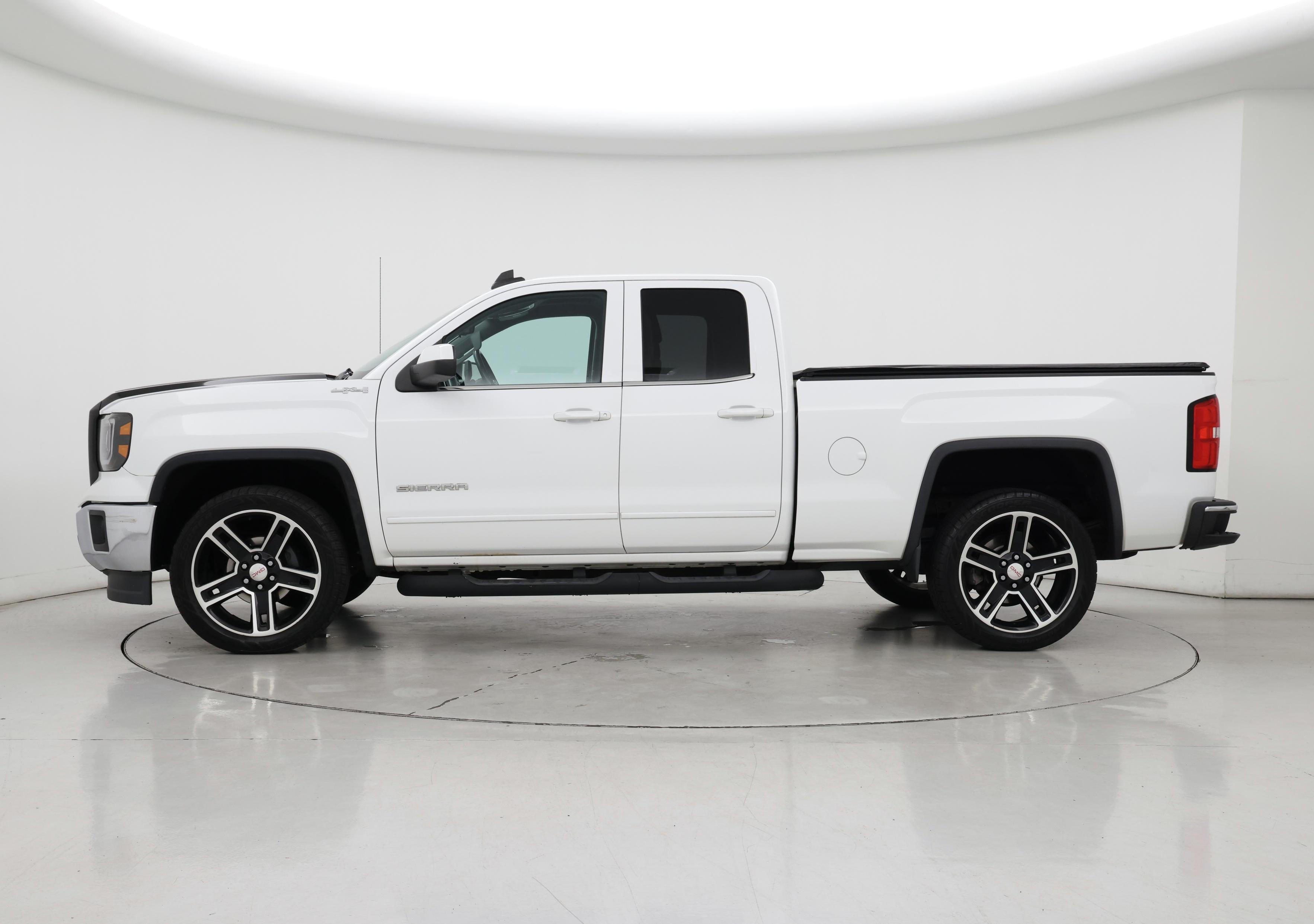 Thumbnail: 2015 GMC Sierra 1500 - 3