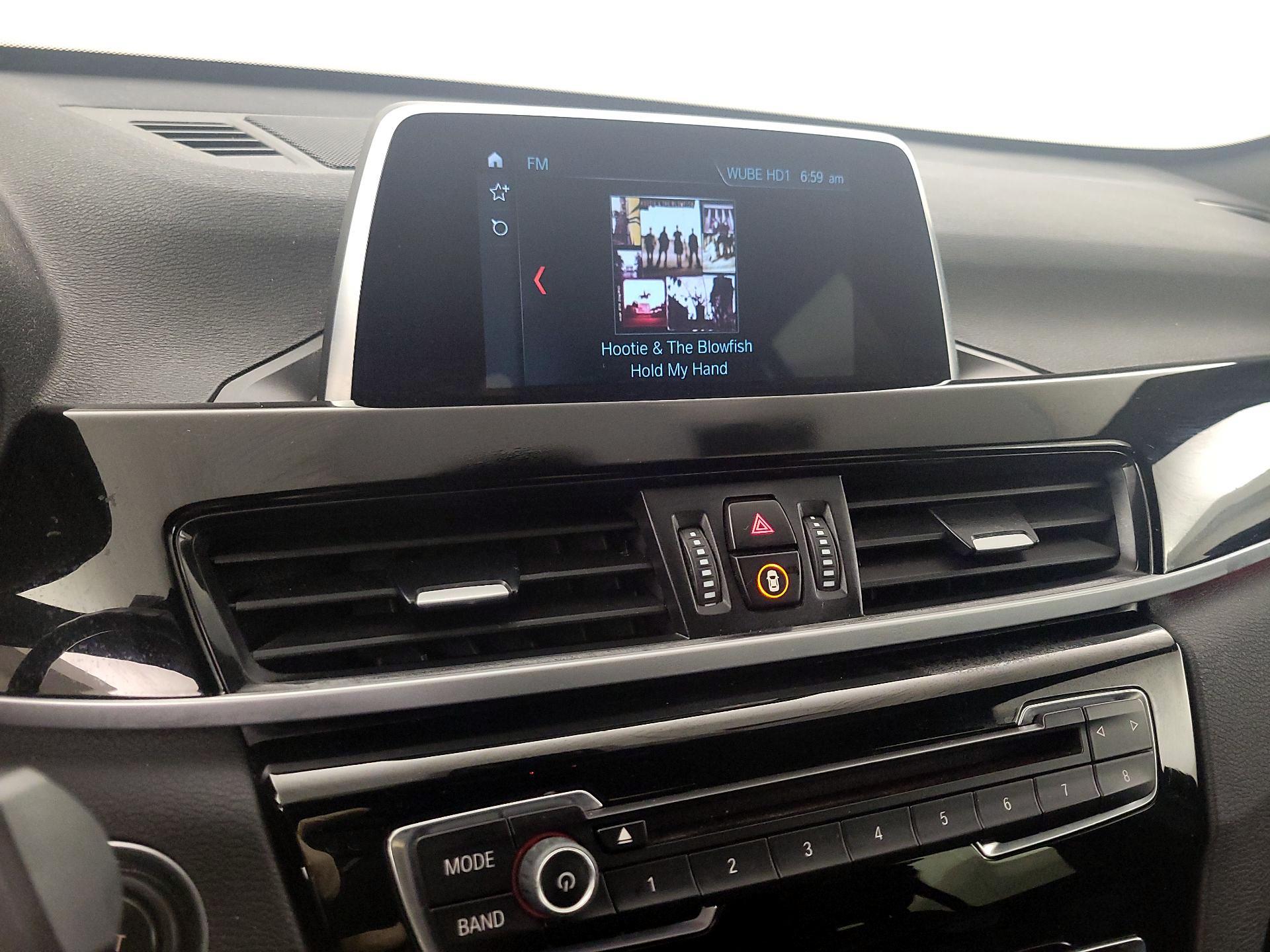 Thumbnail: 2019 BMW X1 - 15