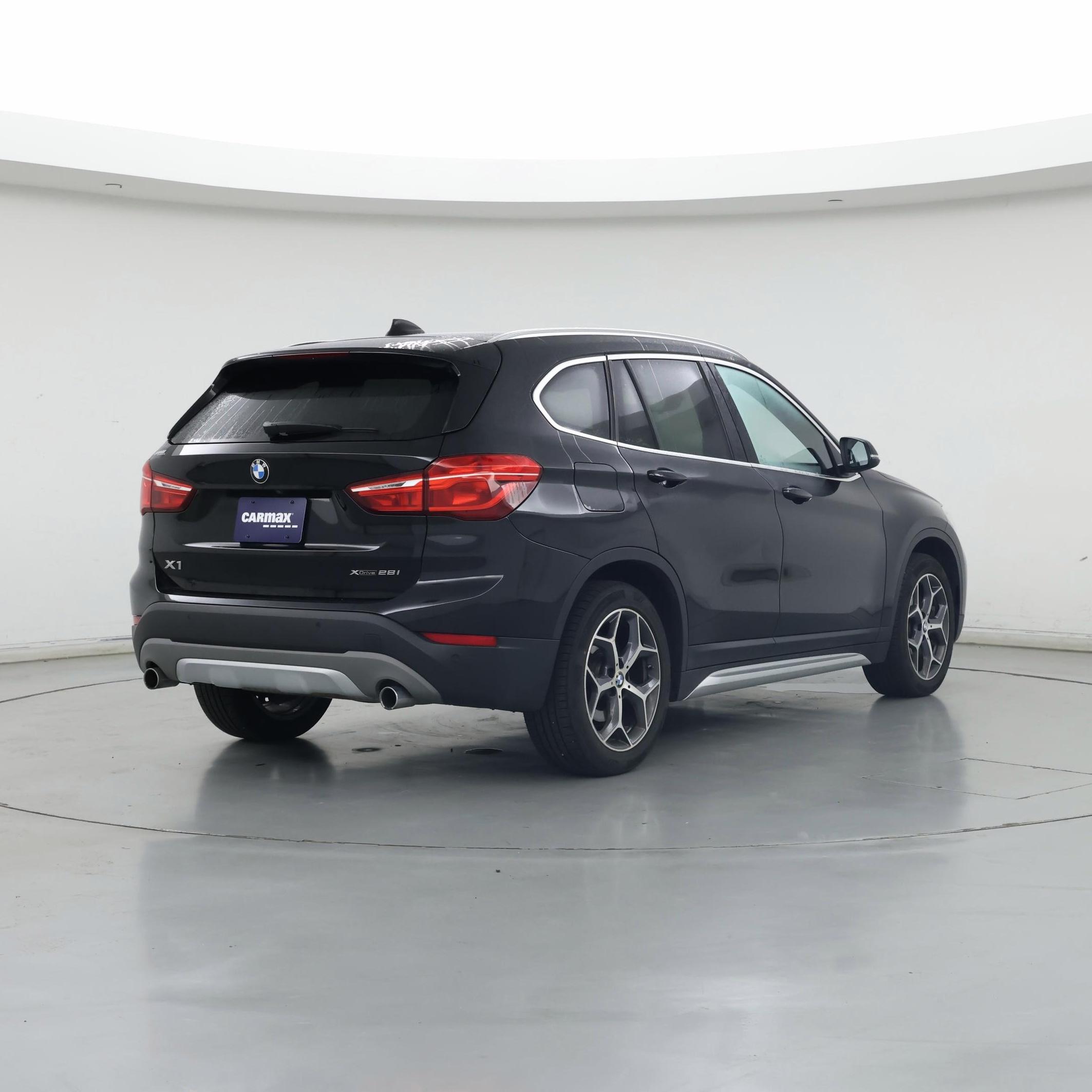 Thumbnail: 2019 BMW X1 - 8