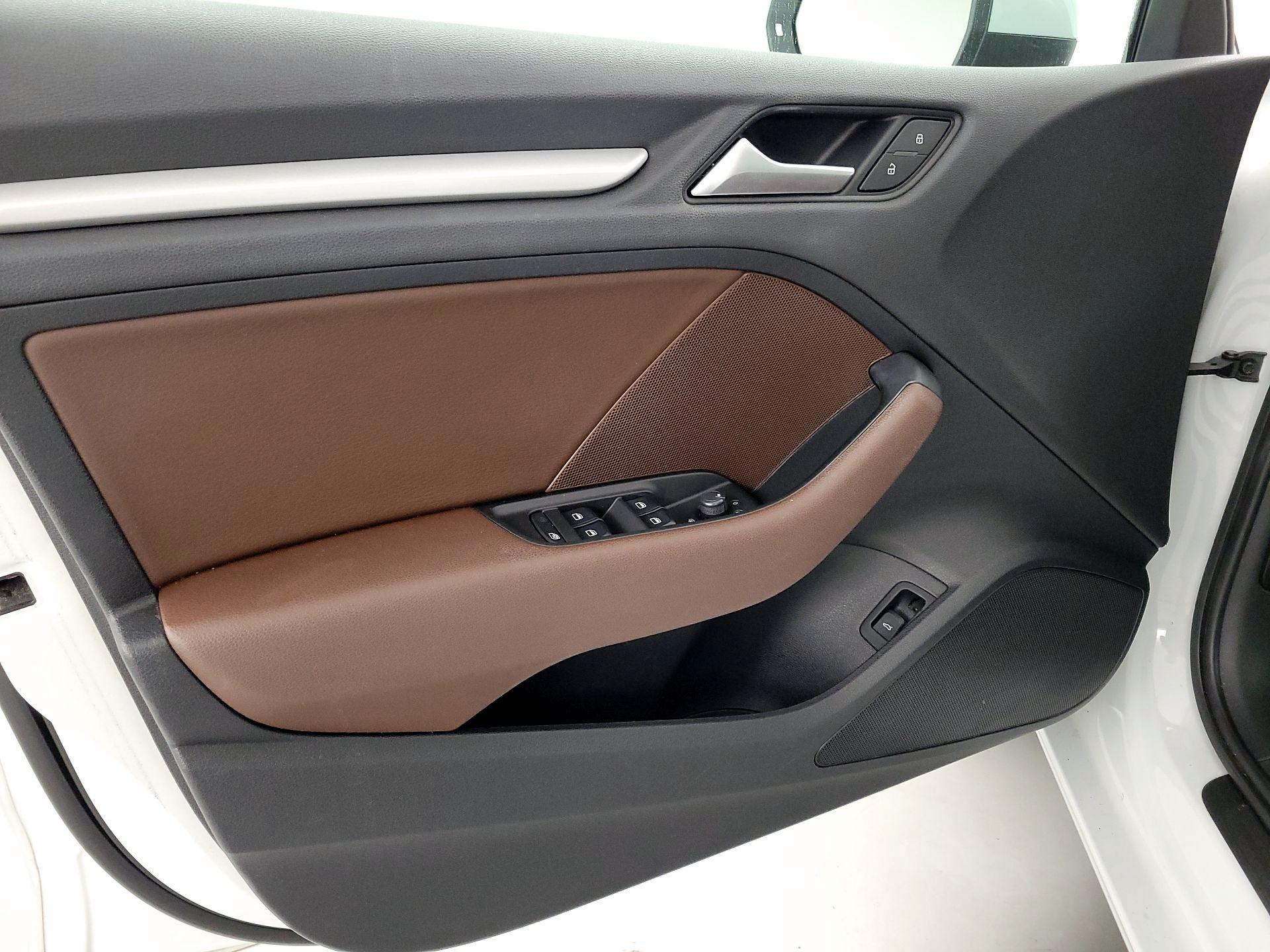 Thumbnail: 2015 Audi A3 - 12