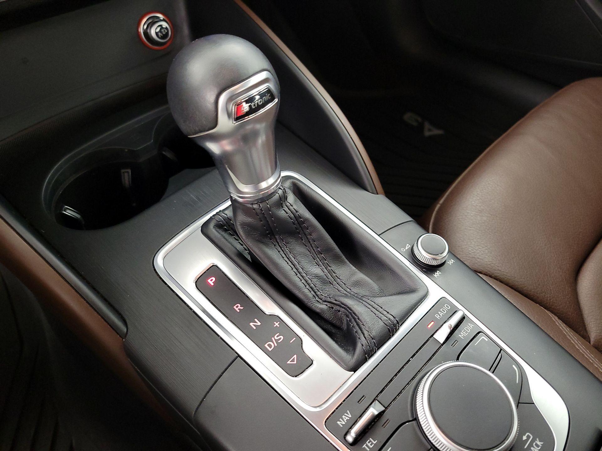 Thumbnail: 2015 Audi A3 - 16