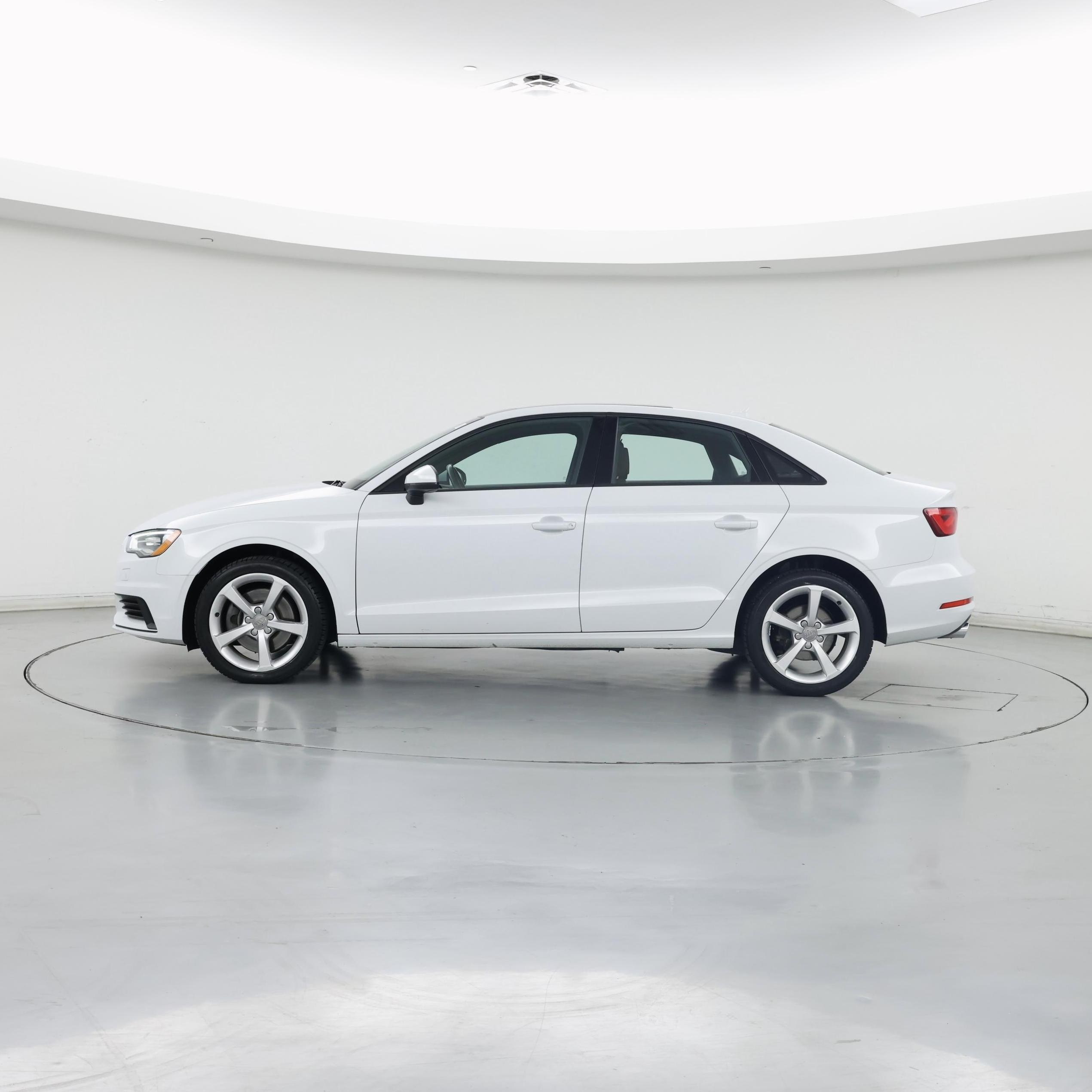 Thumbnail: 2015 Audi A3 - 3