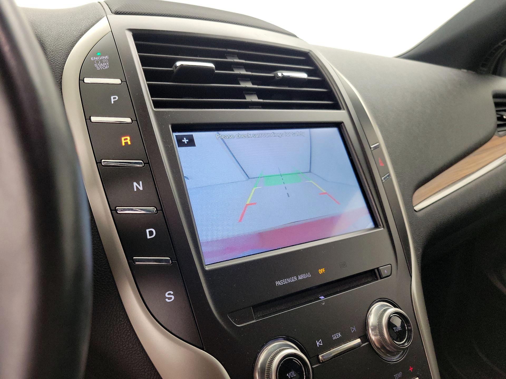 Thumbnail: 2016 Lincoln MKC - 15
