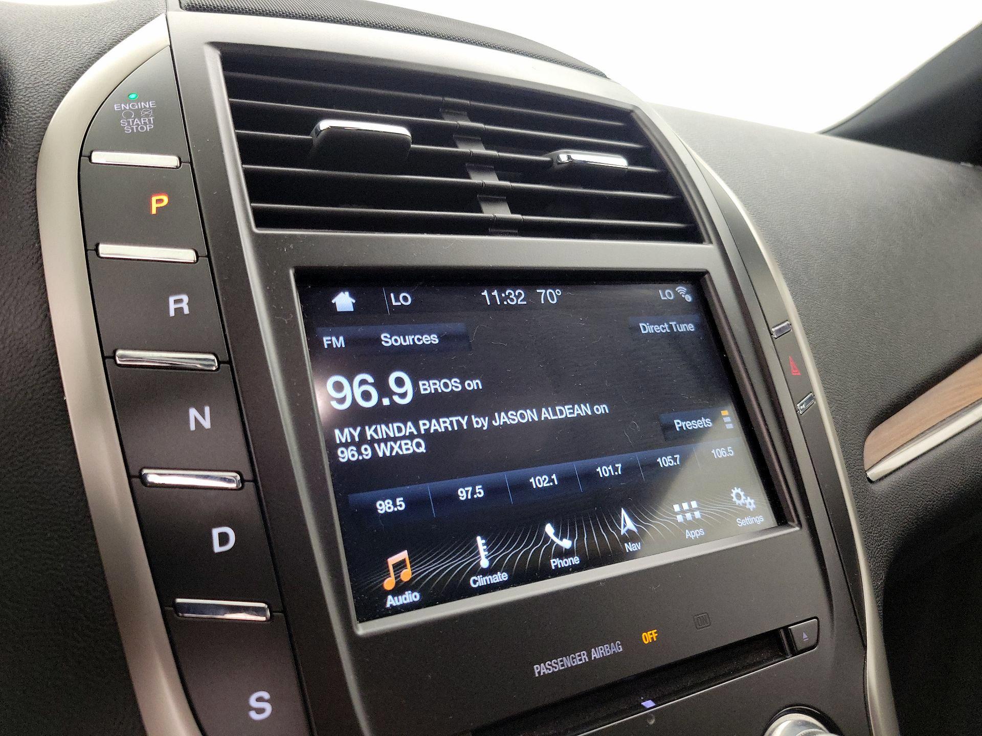 Thumbnail: 2016 Lincoln MKC - 16