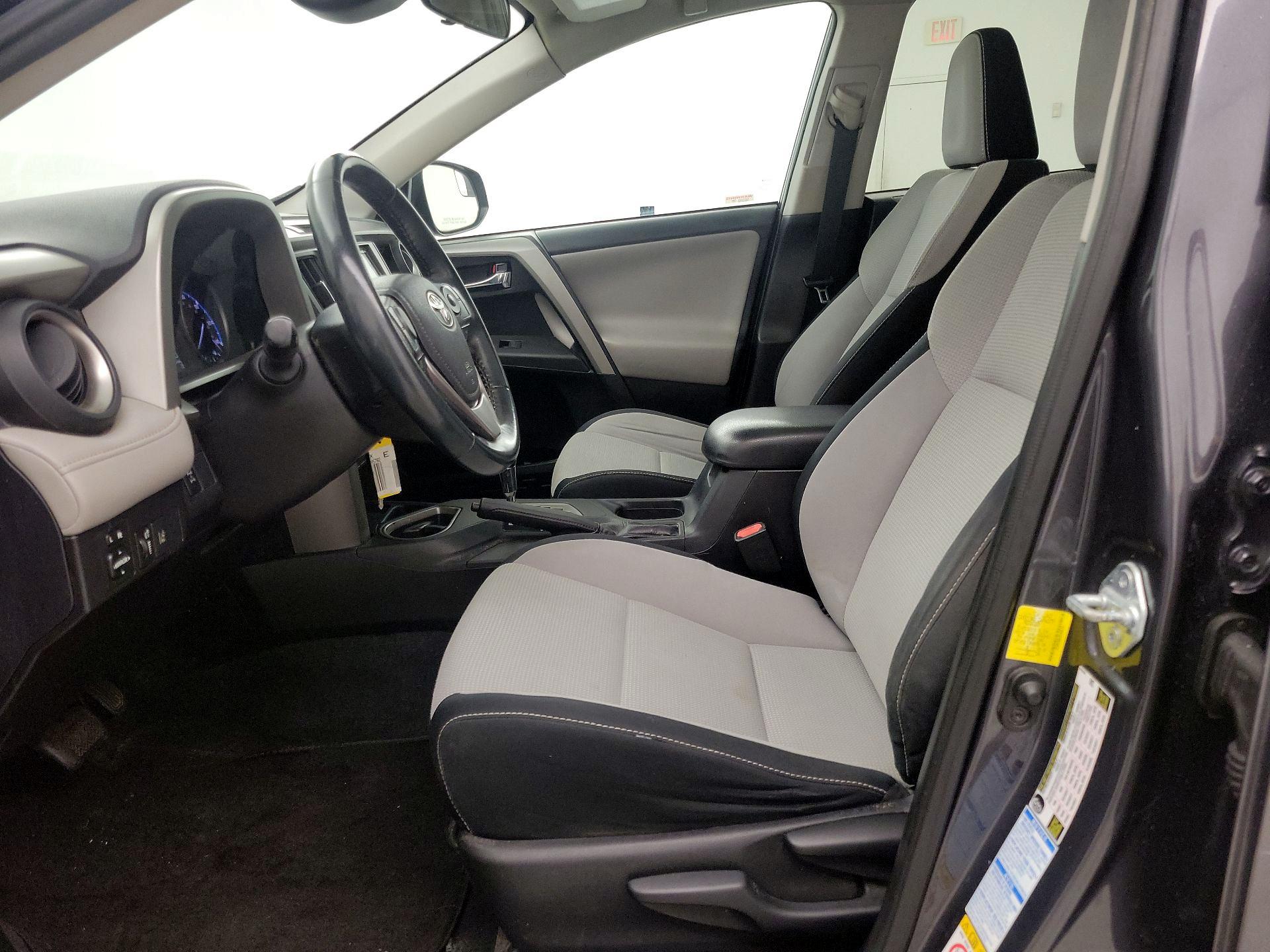 Thumbnail: 2017 Toyota RAV4 - 11