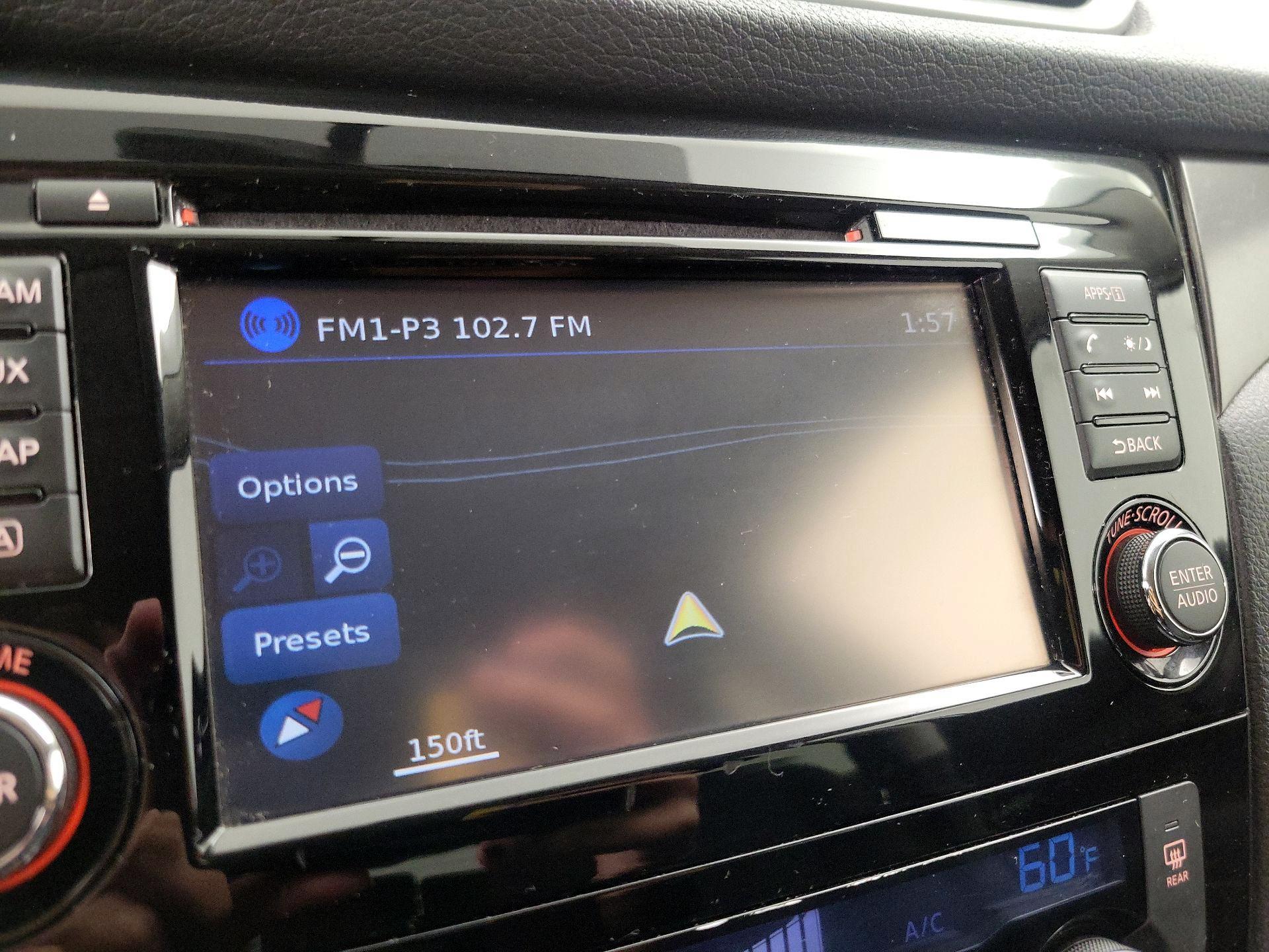 Thumbnail: 2015 Nissan Rogue - 14