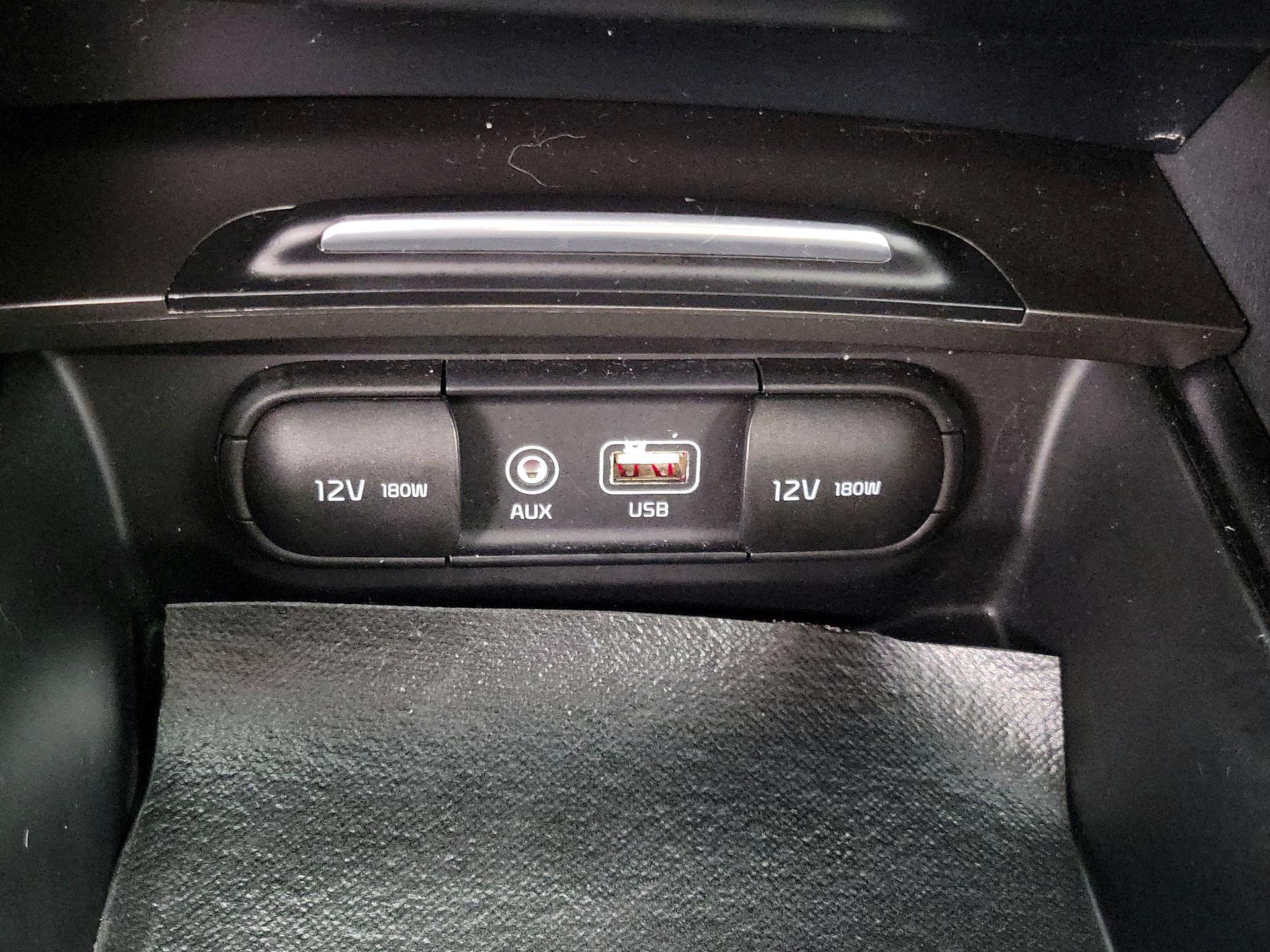Thumbnail: 2019 Kia Optima - 18