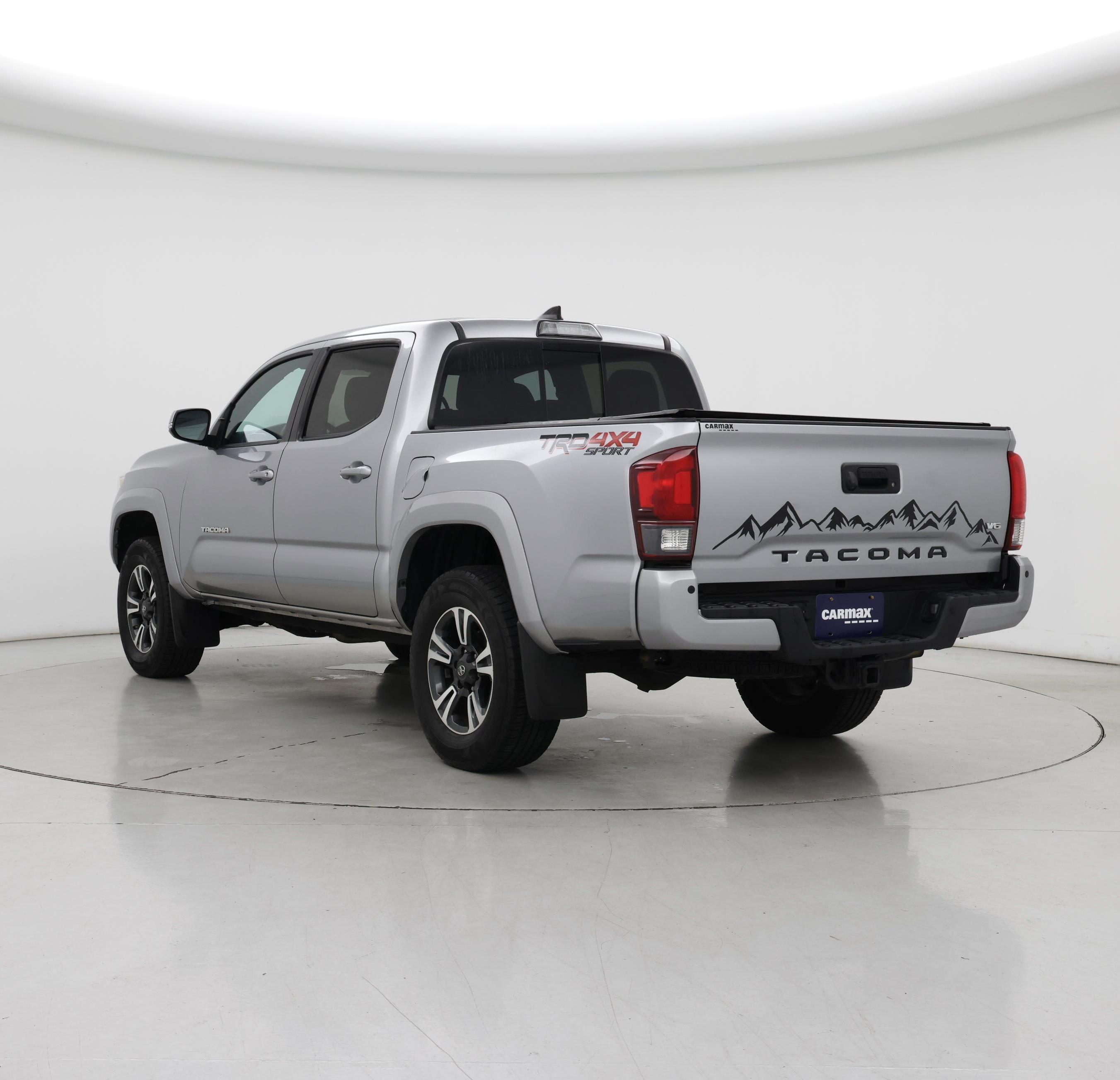 Thumbnail: 2019 Toyota Tacoma - 2