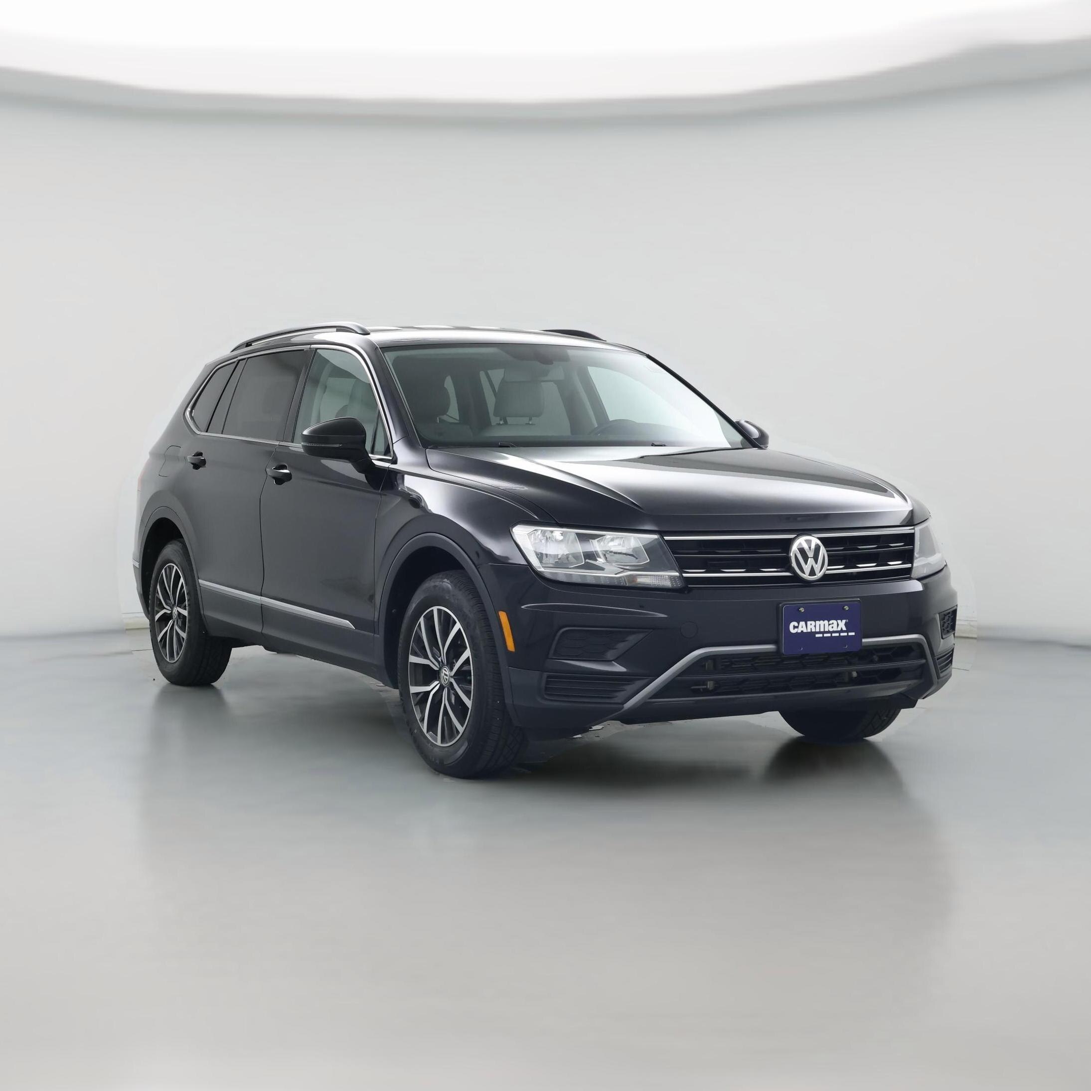 Thumbnail: 2018 Volkswagen Tiguan - 1