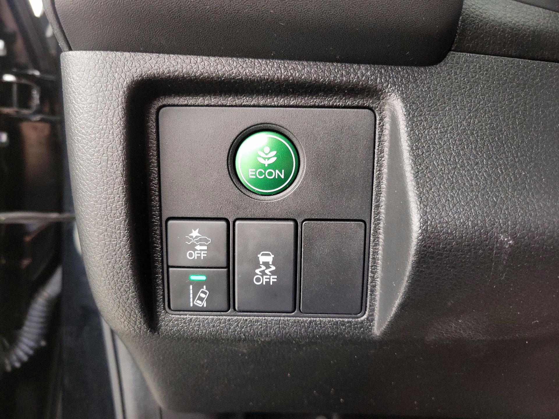 Thumbnail: 2019 Honda HR-V - 13