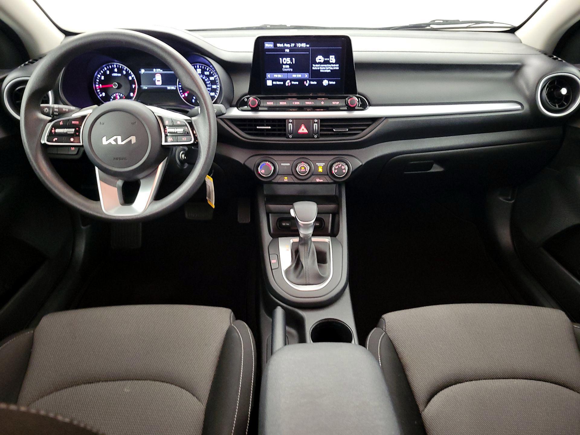 Thumbnail: 2023 Kia Forte - 9