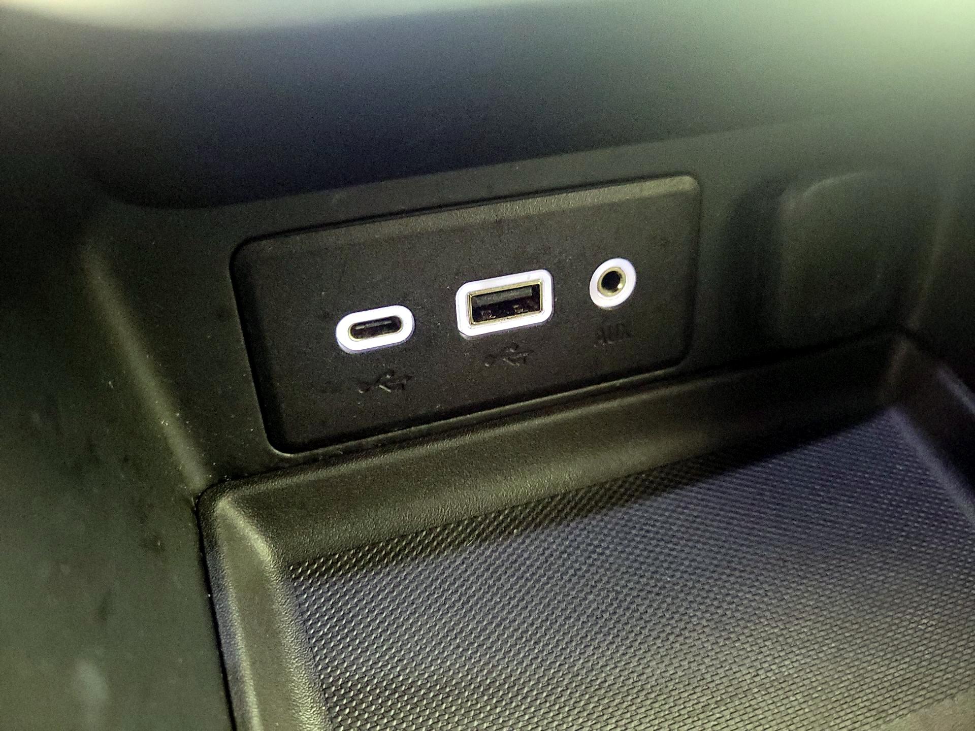 Thumbnail: 2020 GMC Terrain - 18