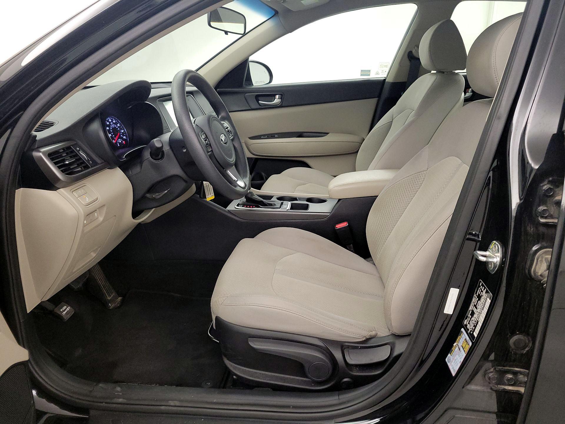 Thumbnail: 2018 Kia Optima - 11