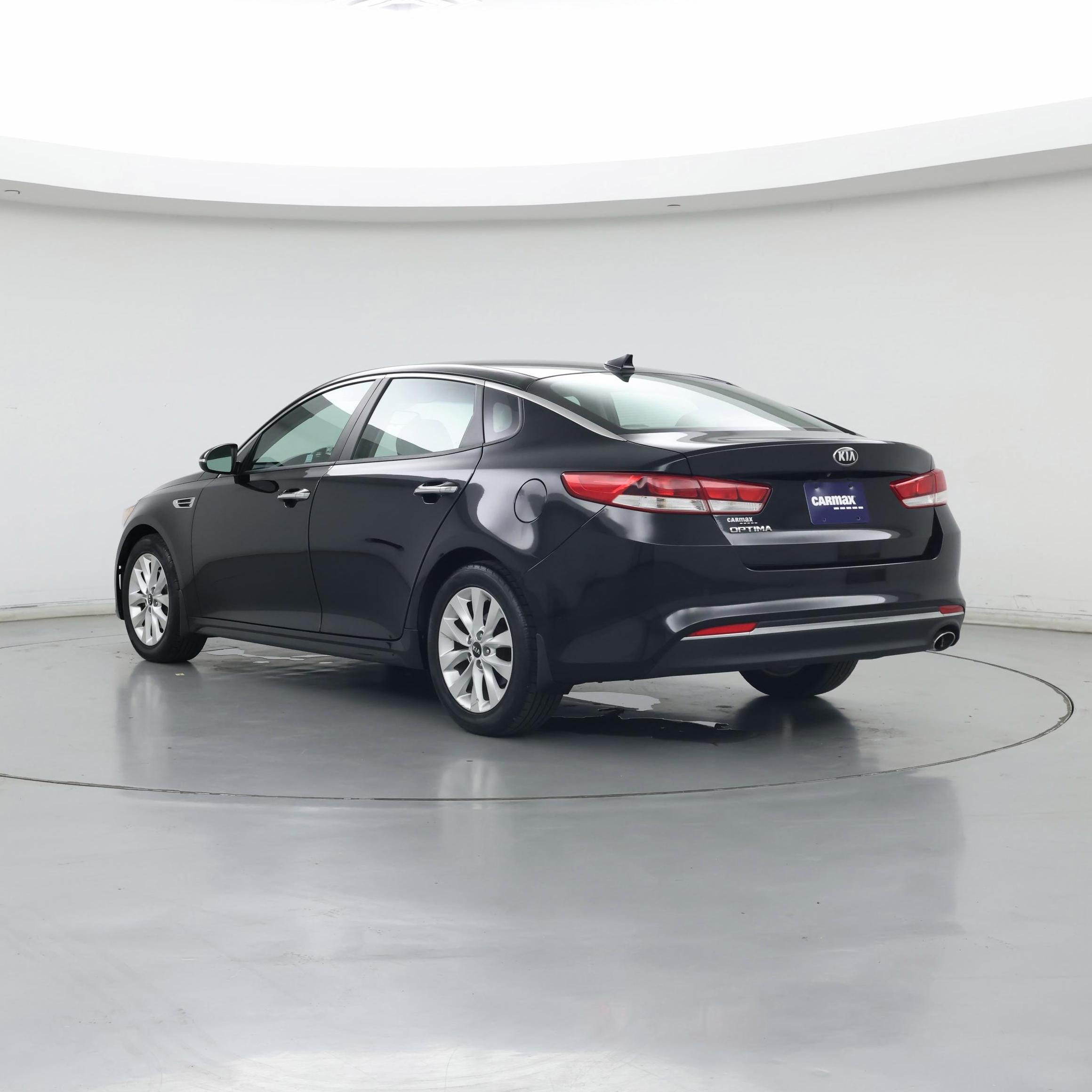 Thumbnail: 2018 Kia Optima - 2