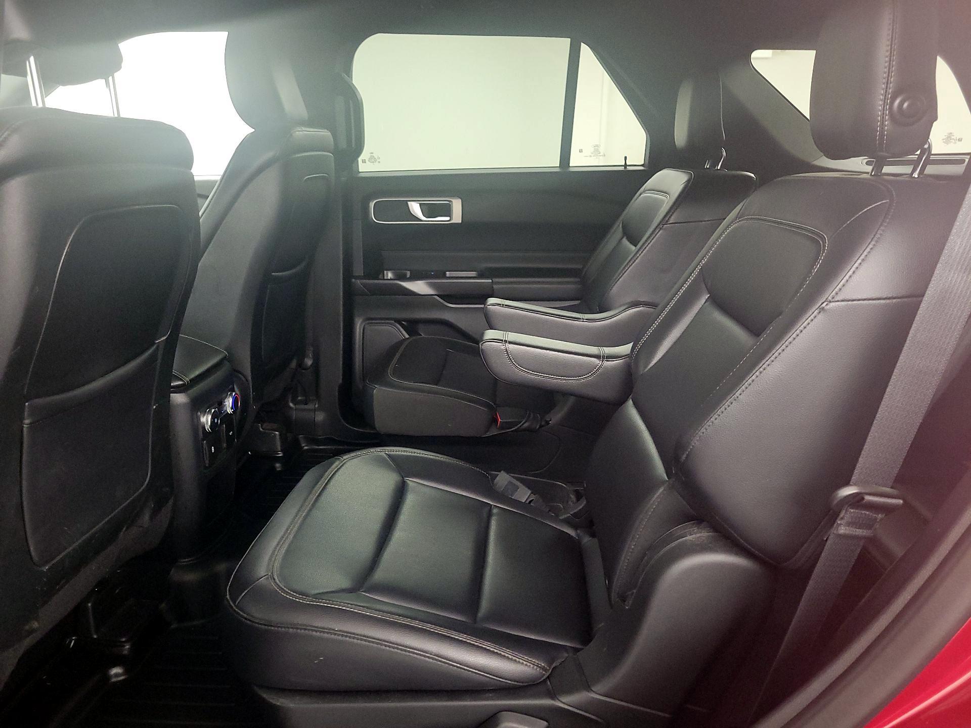 Thumbnail: 2020 Ford Explorer - 20