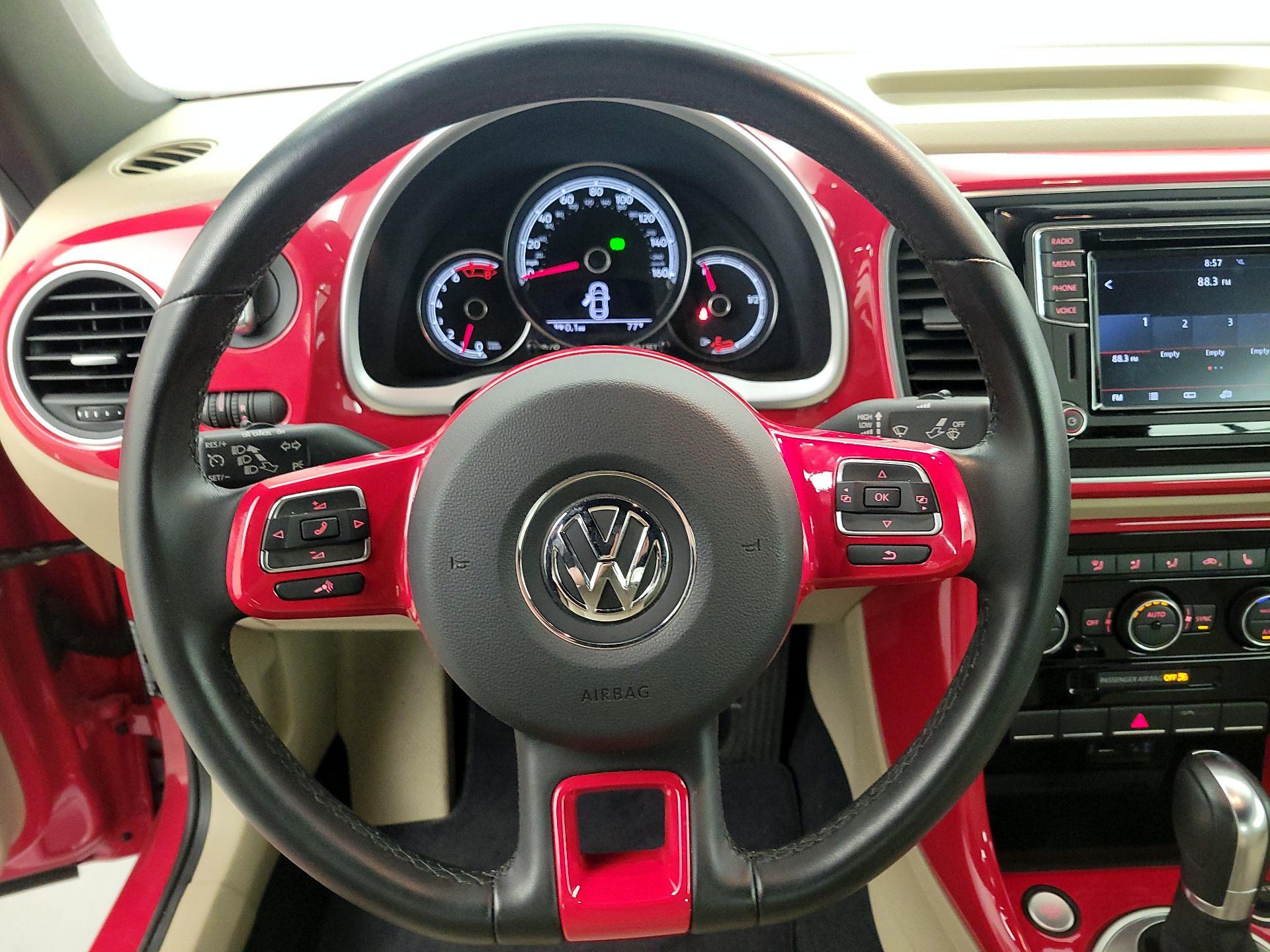 Thumbnail: 2019 Volkswagen Beetle - 10