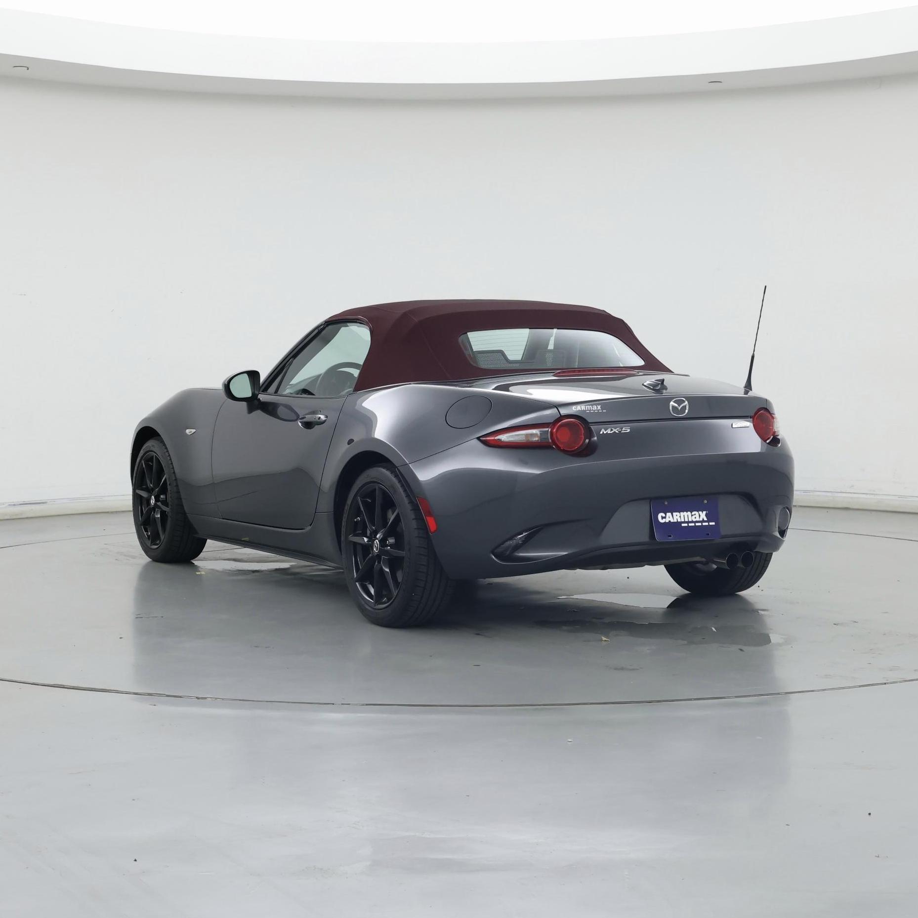 Thumbnail: 2018 Mazda MX-5 Miata - 2