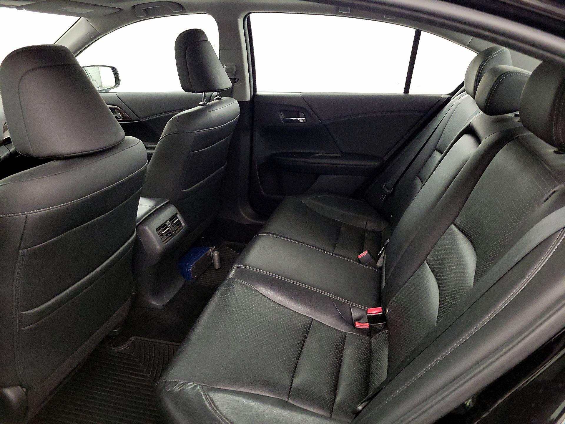 Thumbnail: 2016 Honda Accord - 19