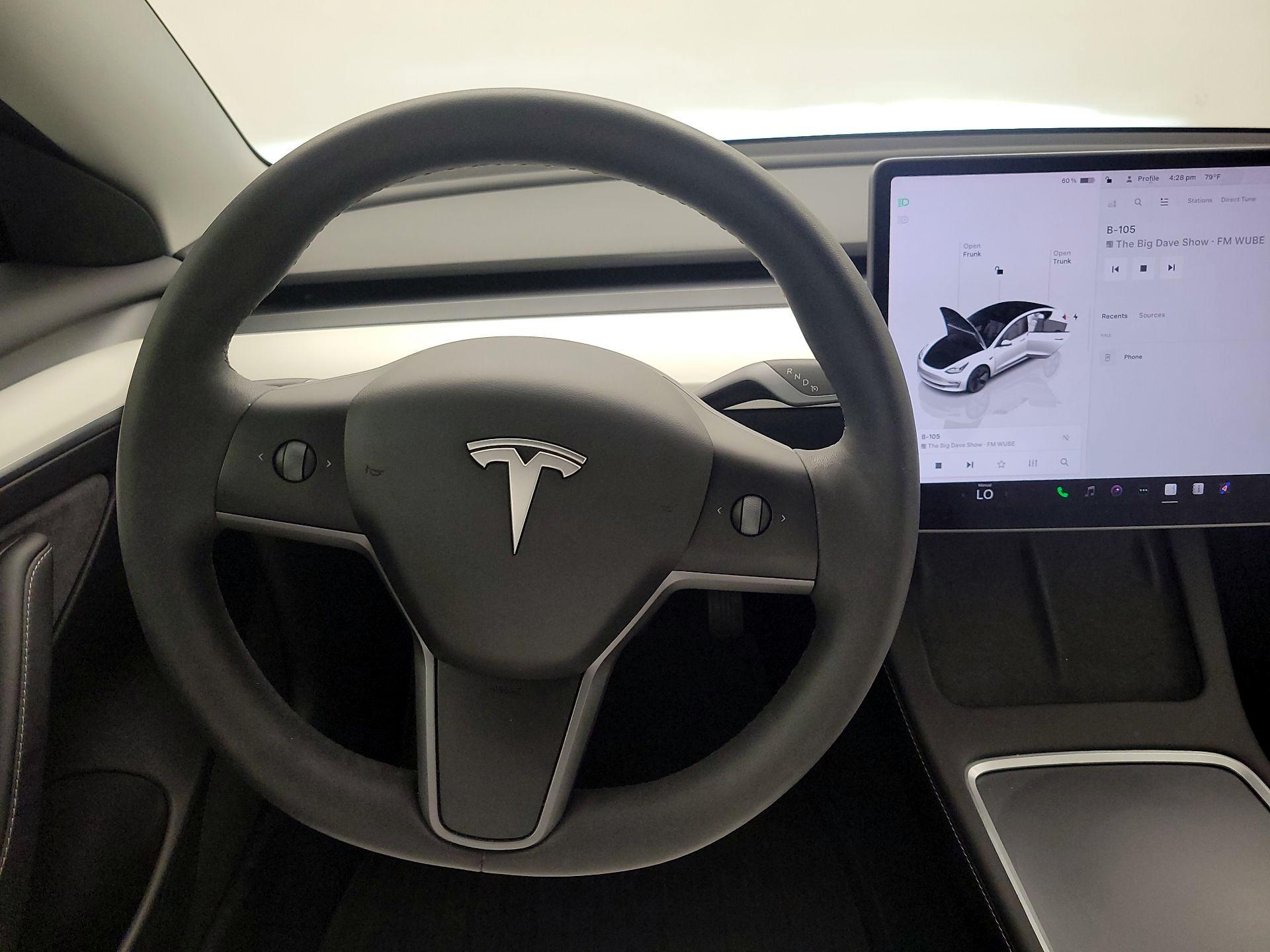 Thumbnail: 2022 Tesla Model 3 - 10