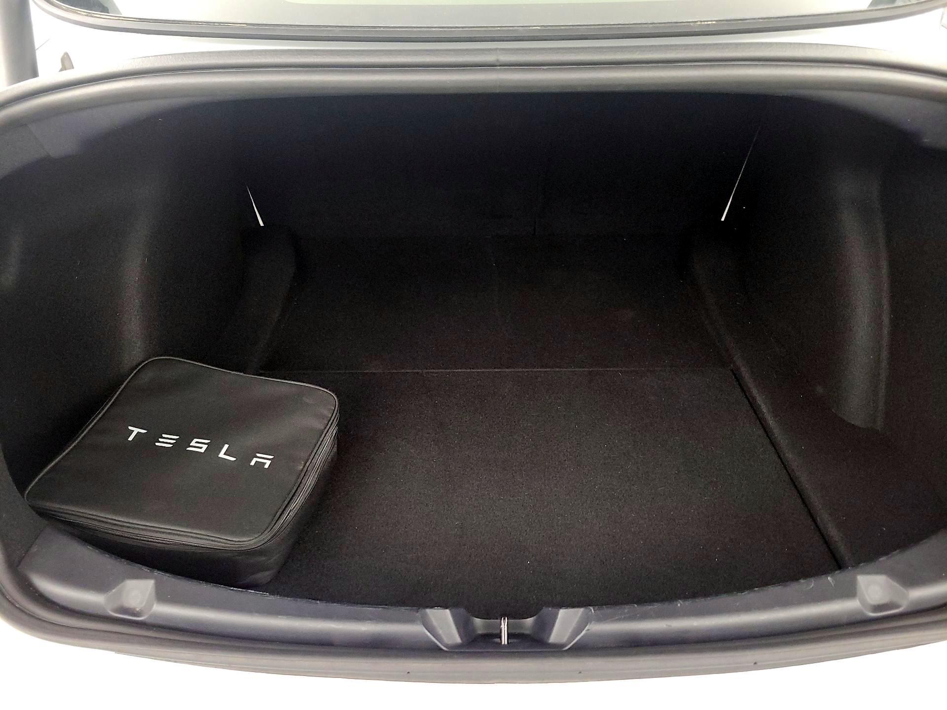 Thumbnail: 2022 Tesla Model 3 - 20