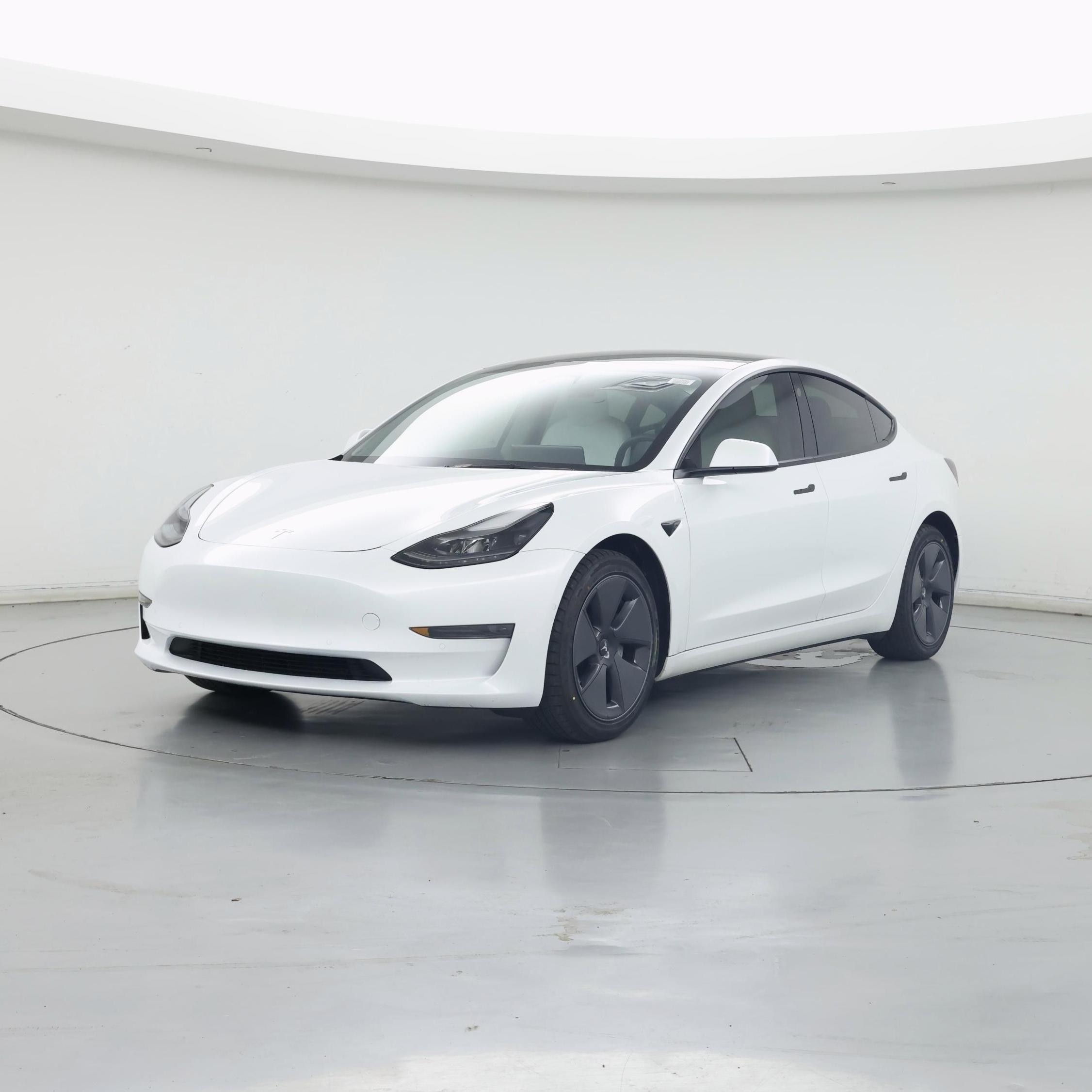 Thumbnail: 2022 Tesla Model 3 - 4