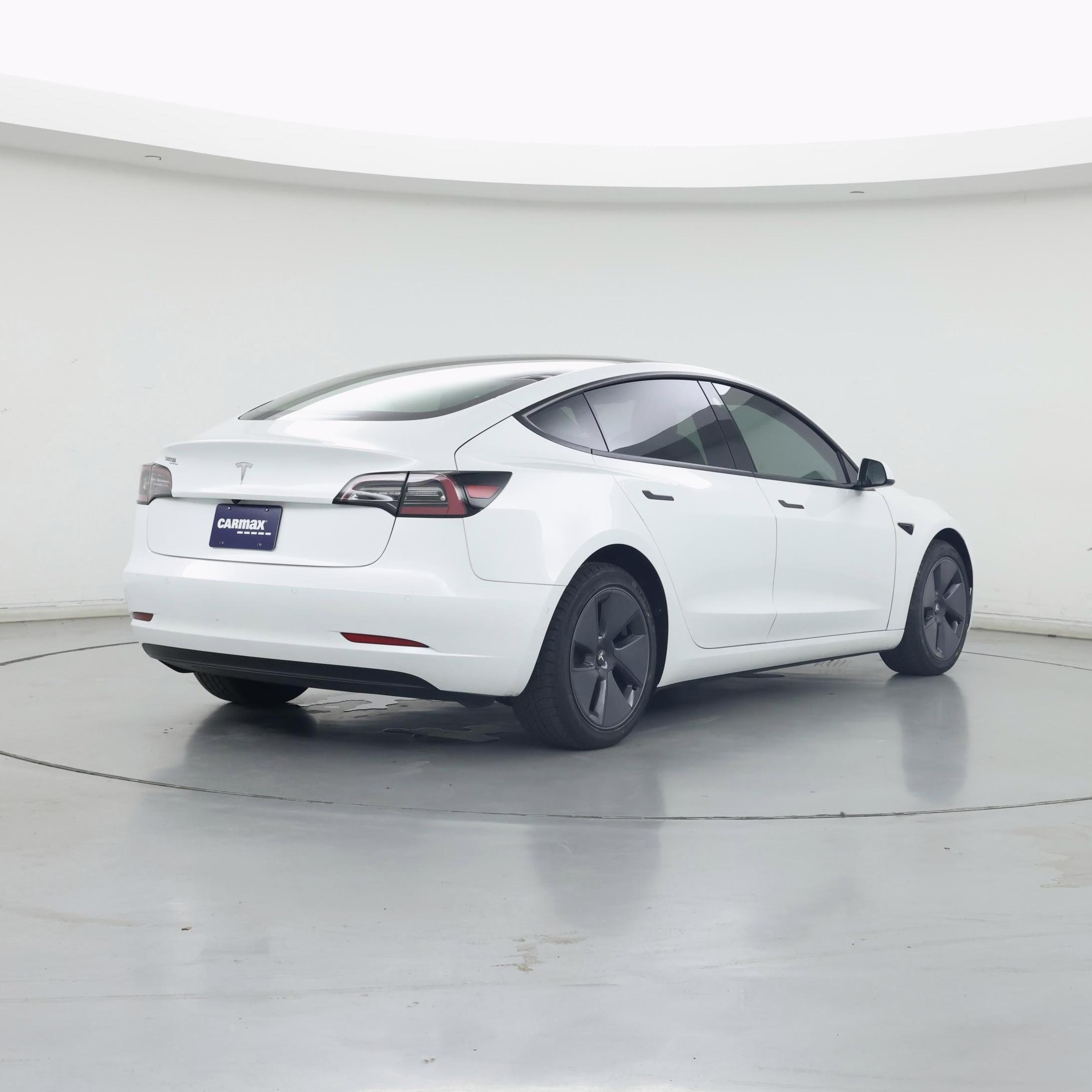 Thumbnail: 2022 Tesla Model 3 - 8