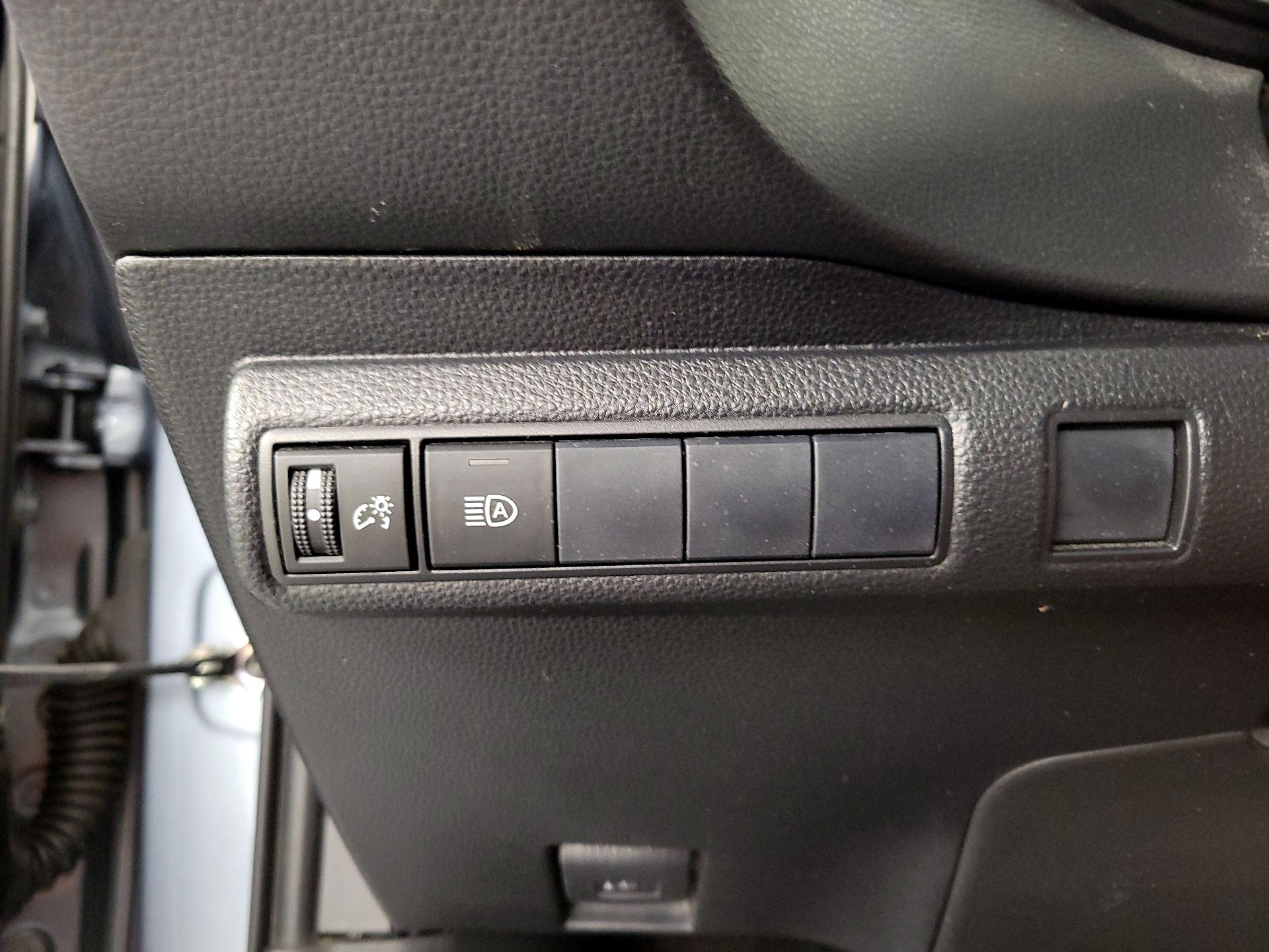 Thumbnail: 2020 Toyota Corolla - 13