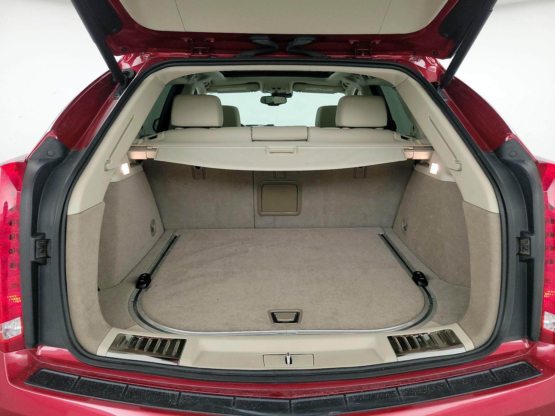 Thumbnail: 2016 Cadillac SRX - 20