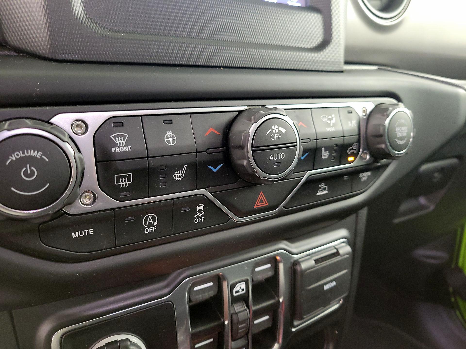 Thumbnail: 2021 Jeep Wrangler - 16