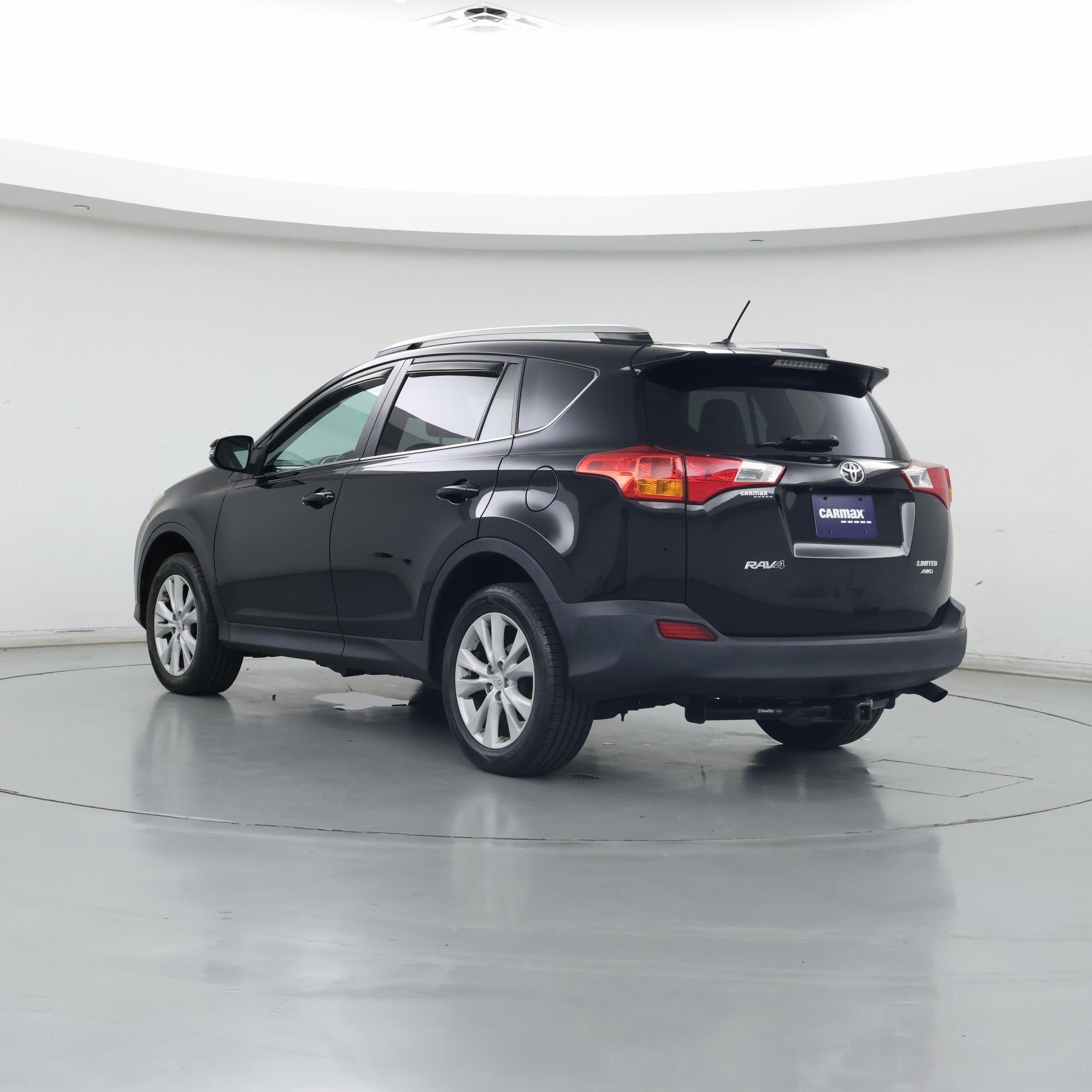 Thumbnail: 2015 Toyota RAV4 - 2