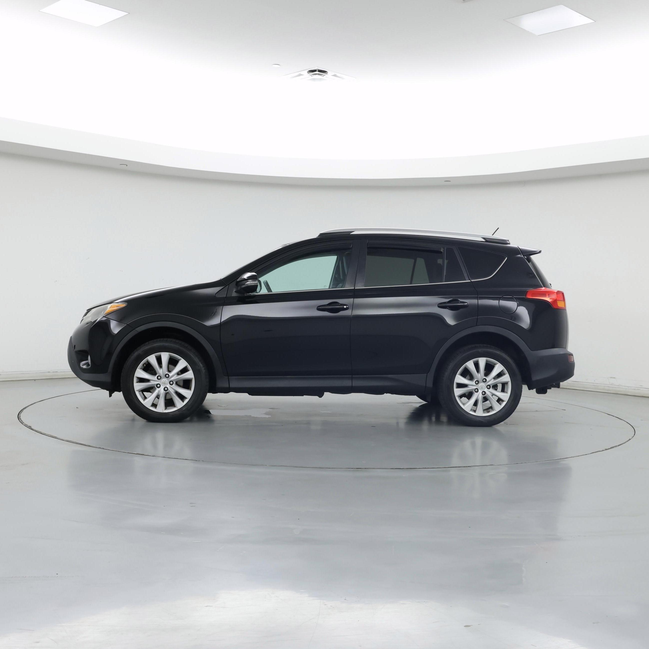 Thumbnail: 2015 Toyota RAV4 - 3