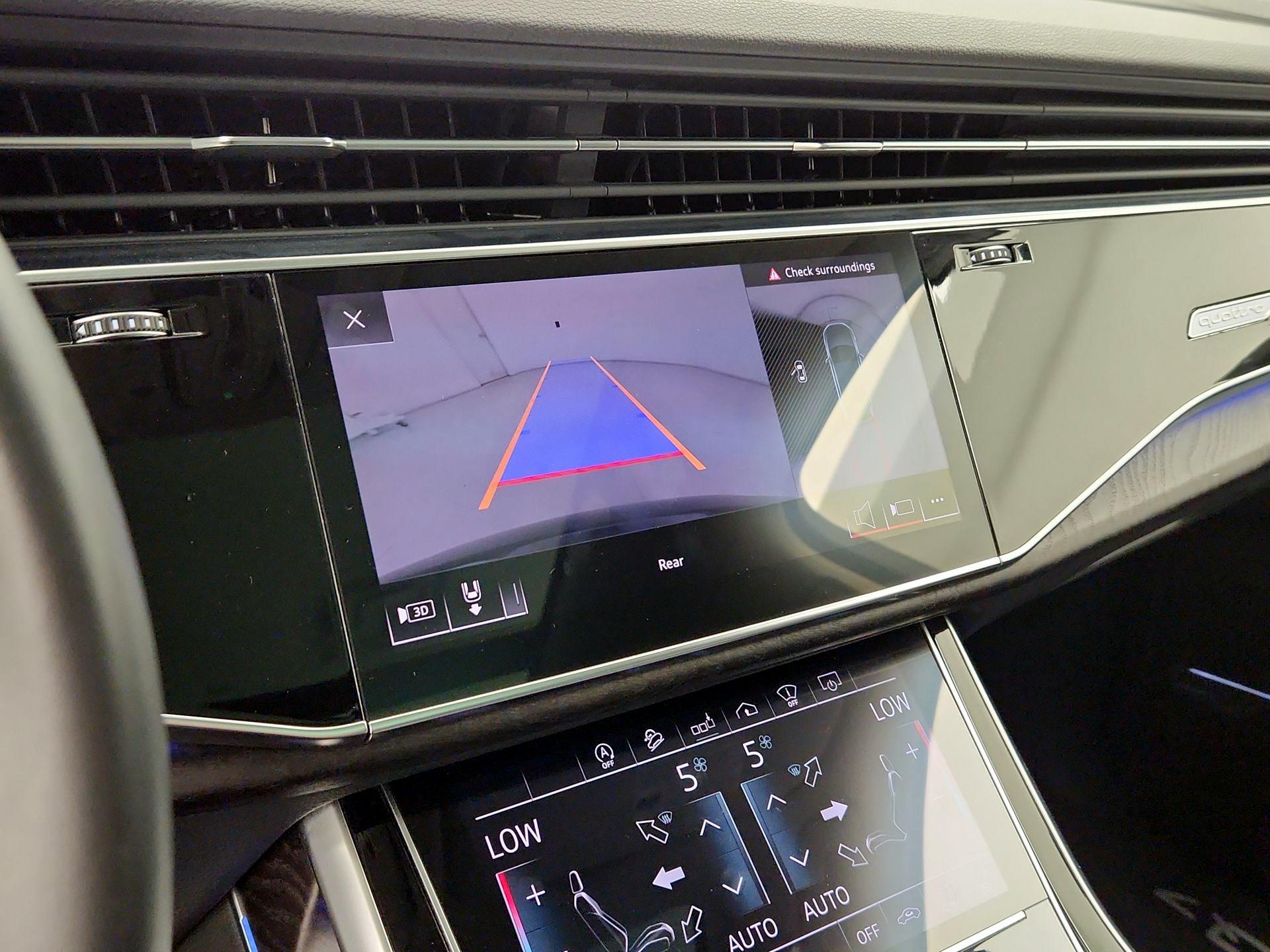 Thumbnail: 2020 Audi Q7 - 15