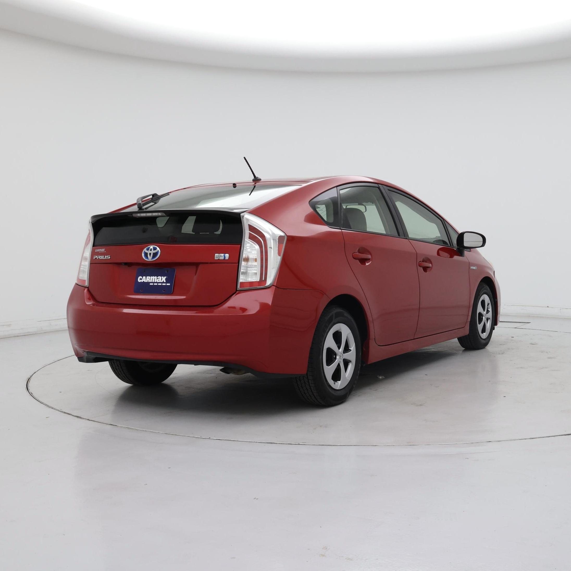 Thumbnail: 2015 Toyota Prius - 8