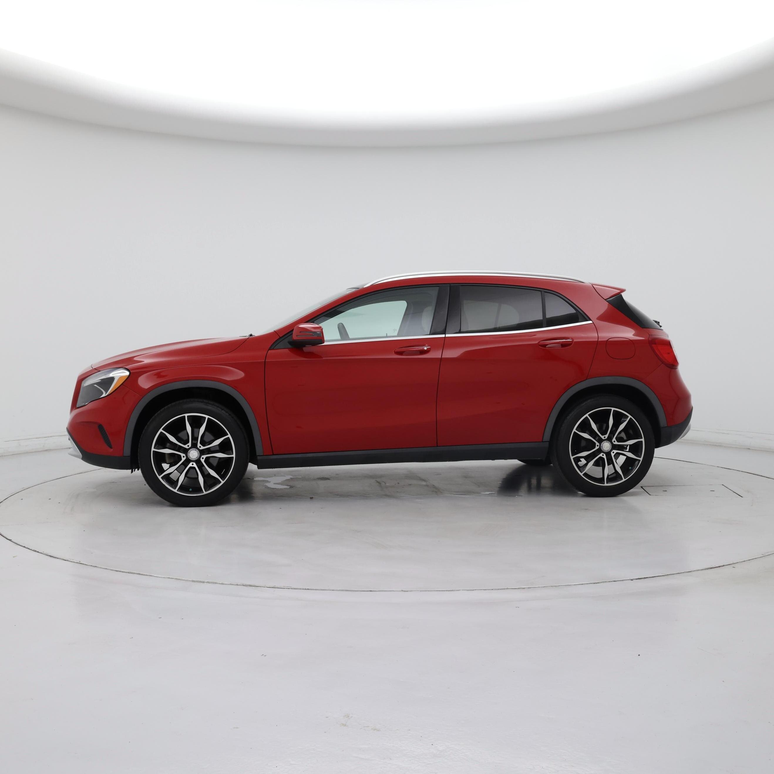 Thumbnail: 2016 Mercedes-Benz GLA - 3