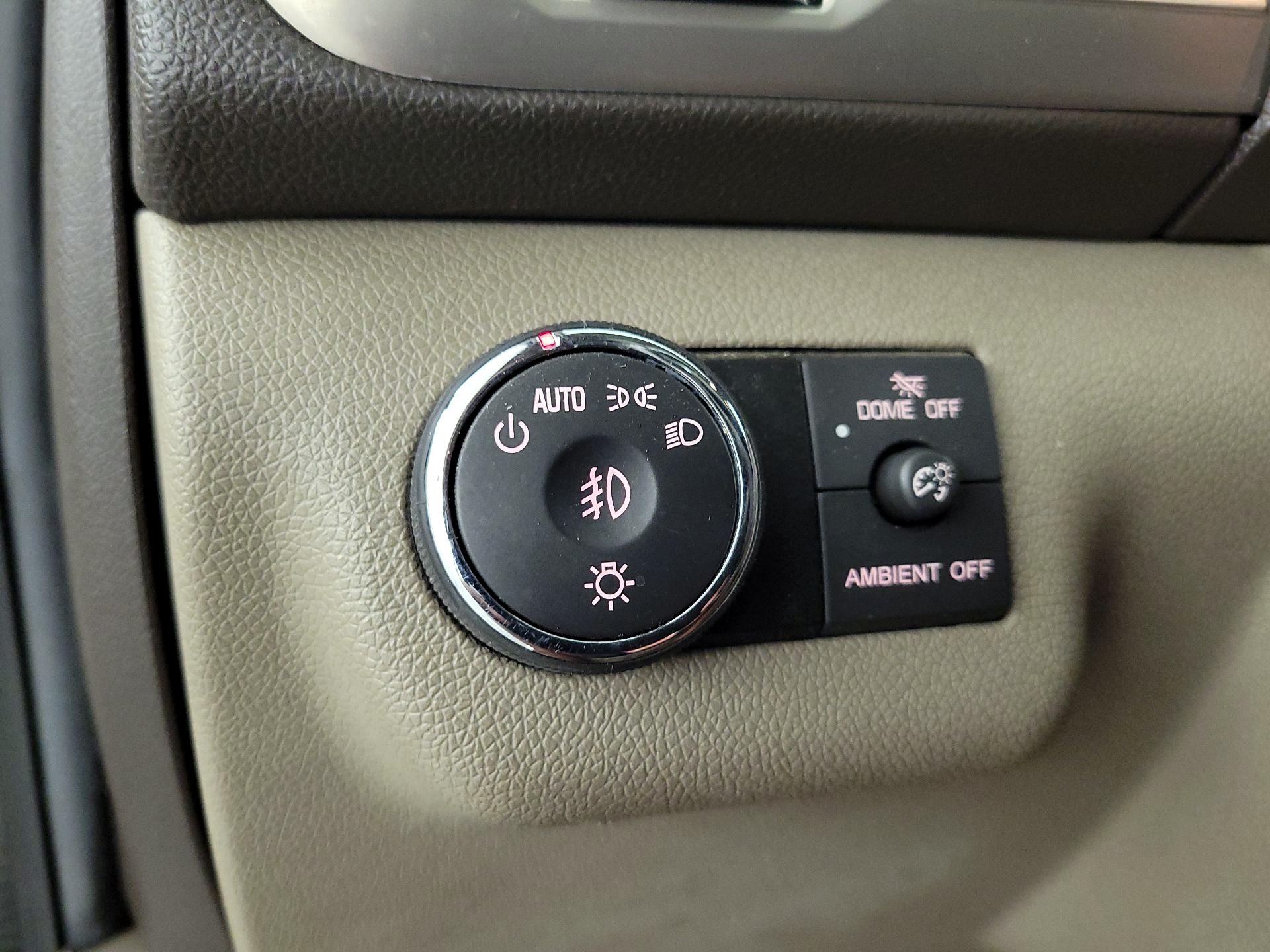 Thumbnail: 2015 GMC Acadia - 13