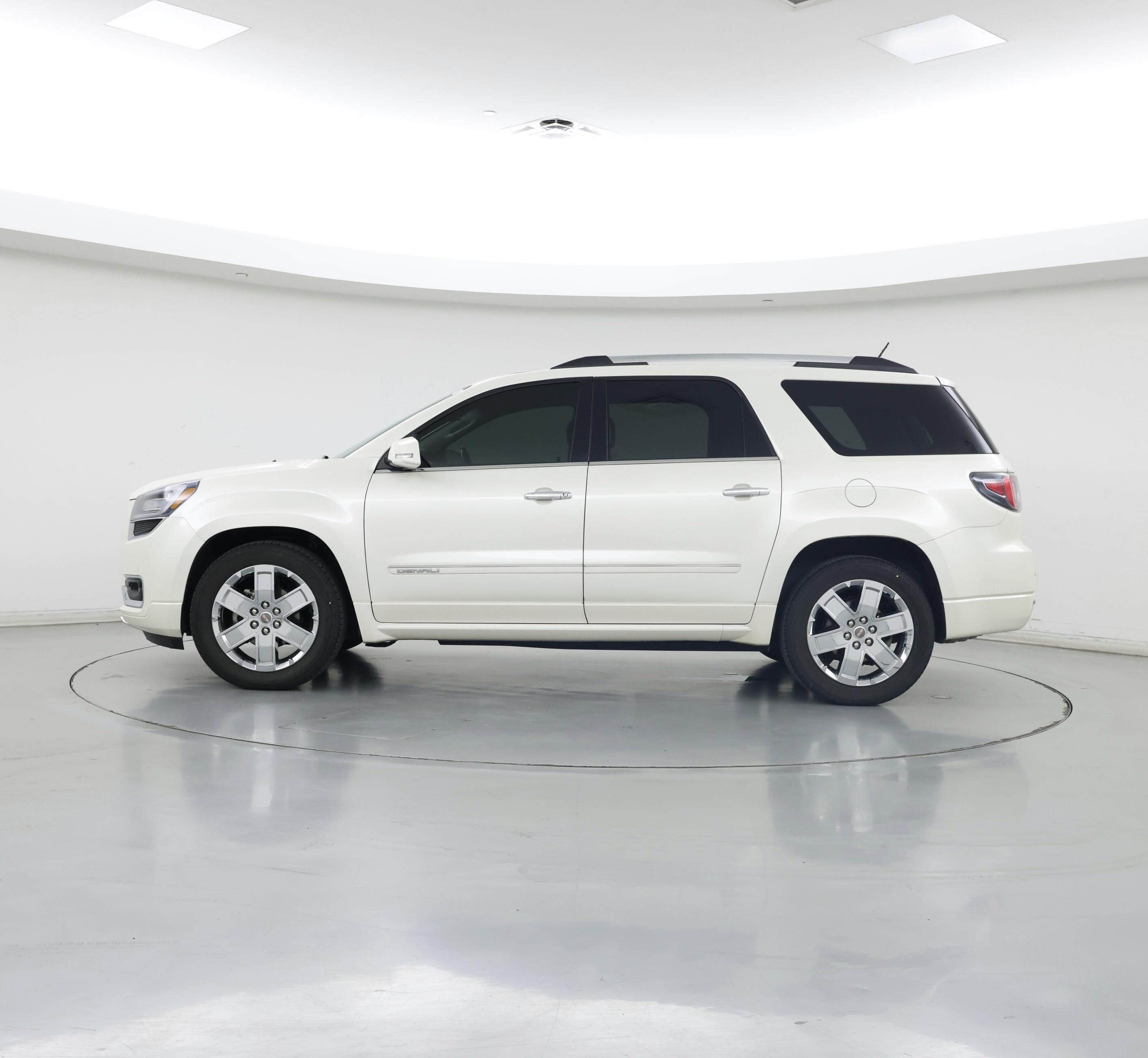 Thumbnail: 2015 GMC Acadia - 3