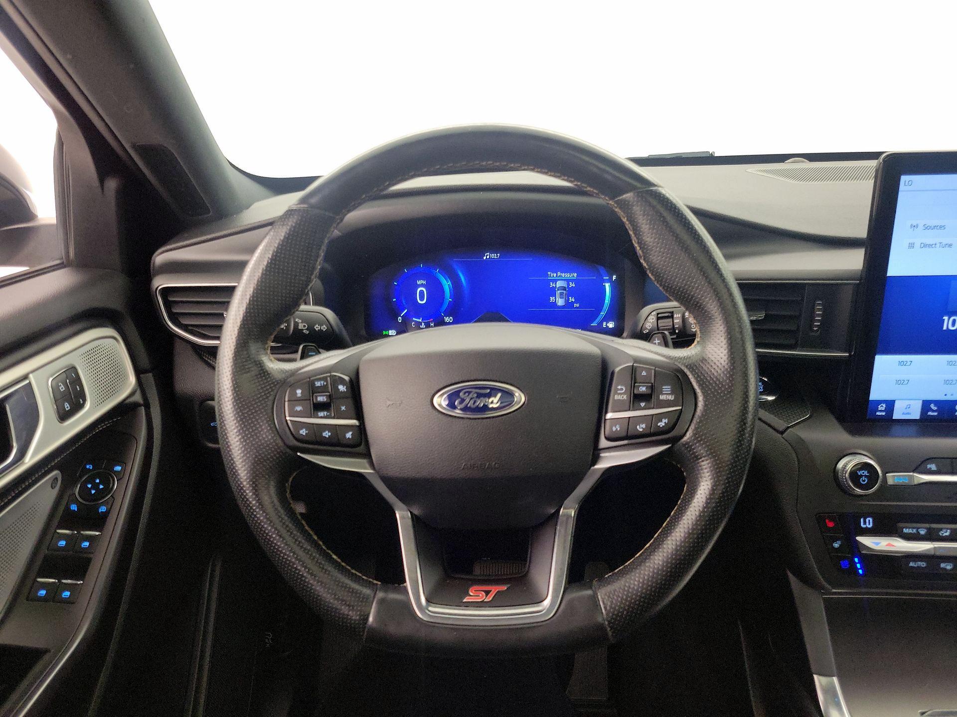 Thumbnail: 2020 Ford Explorer - 10