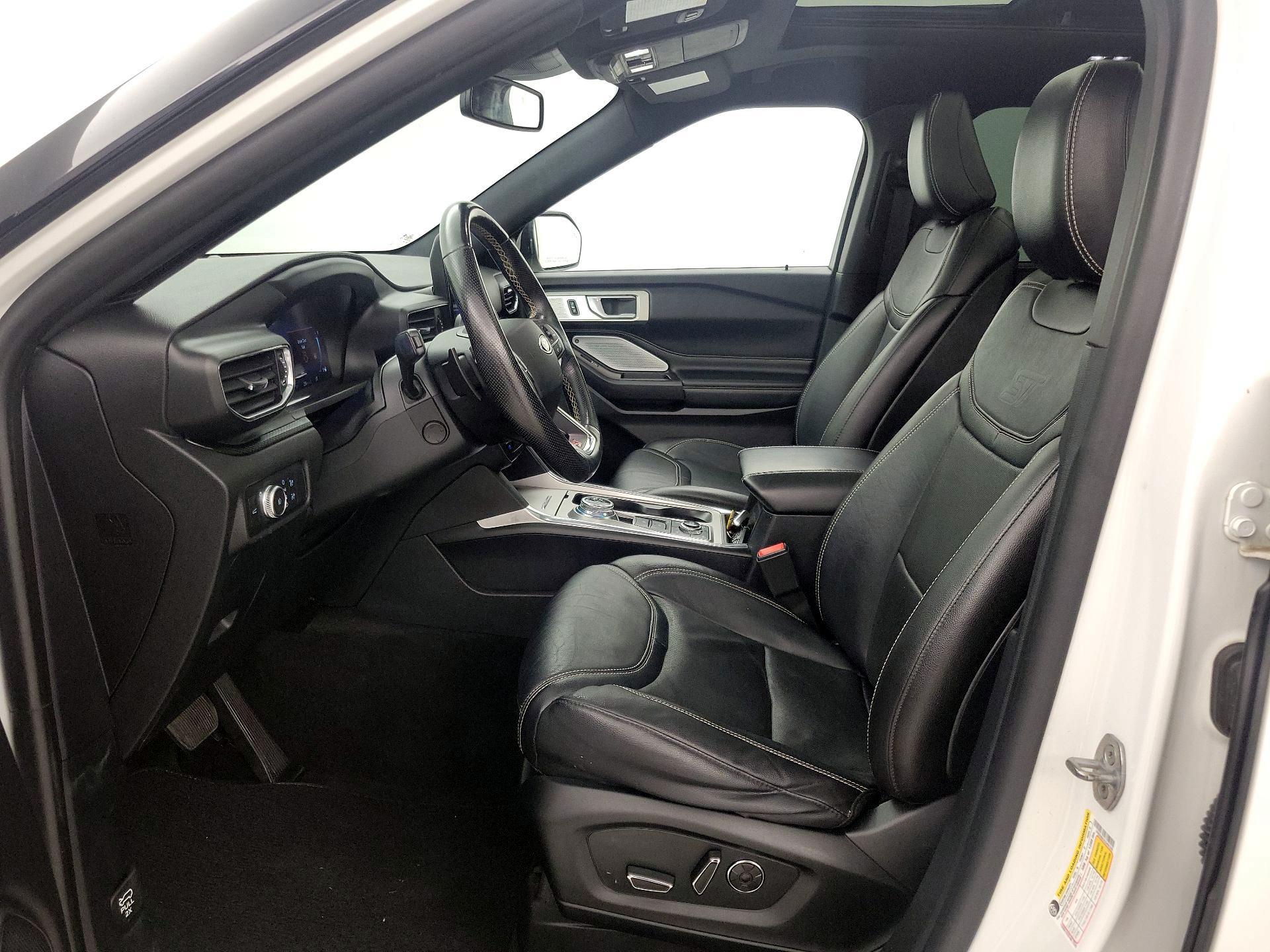 Thumbnail: 2020 Ford Explorer - 11