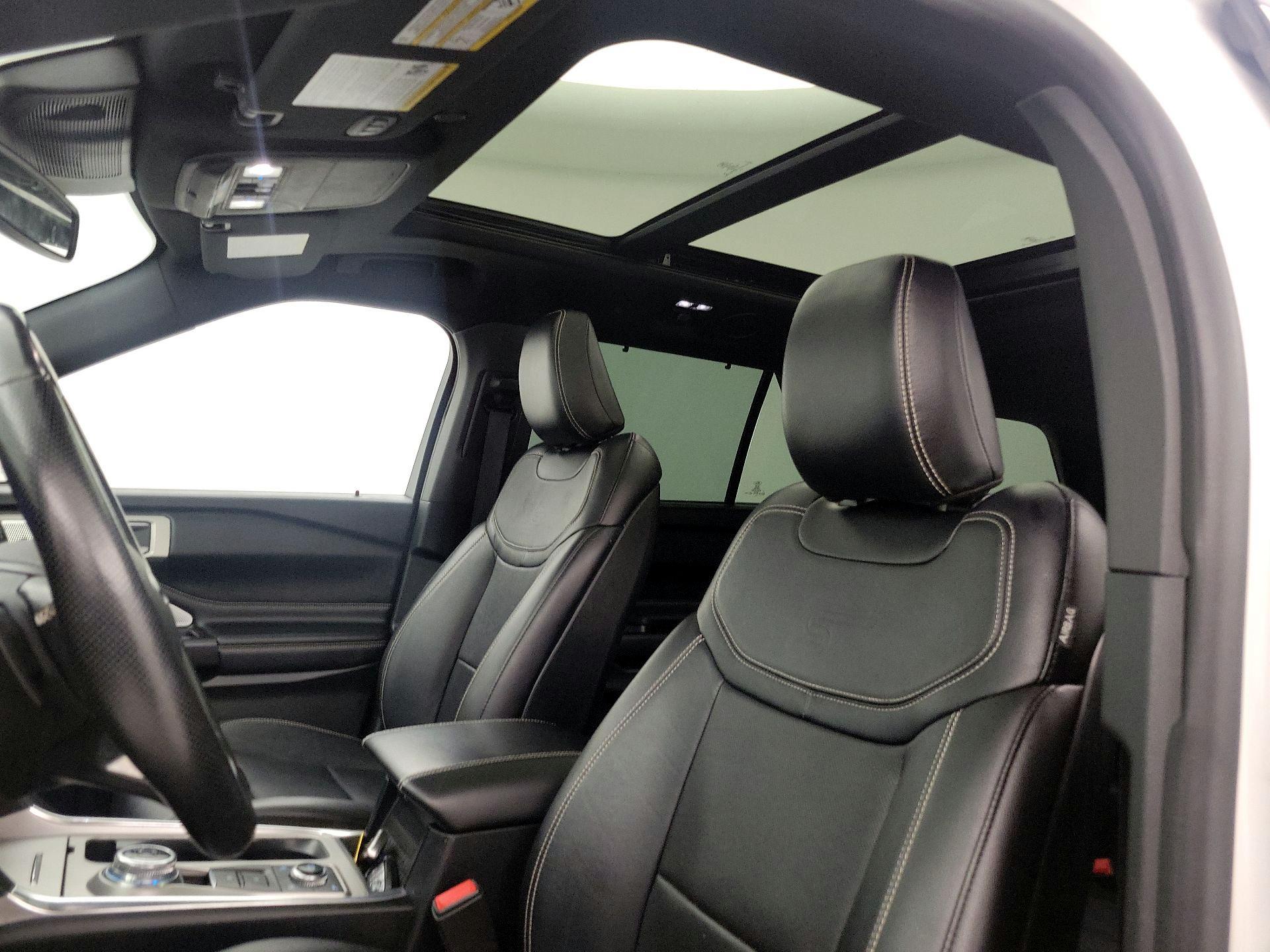 Thumbnail: 2020 Ford Explorer - 20