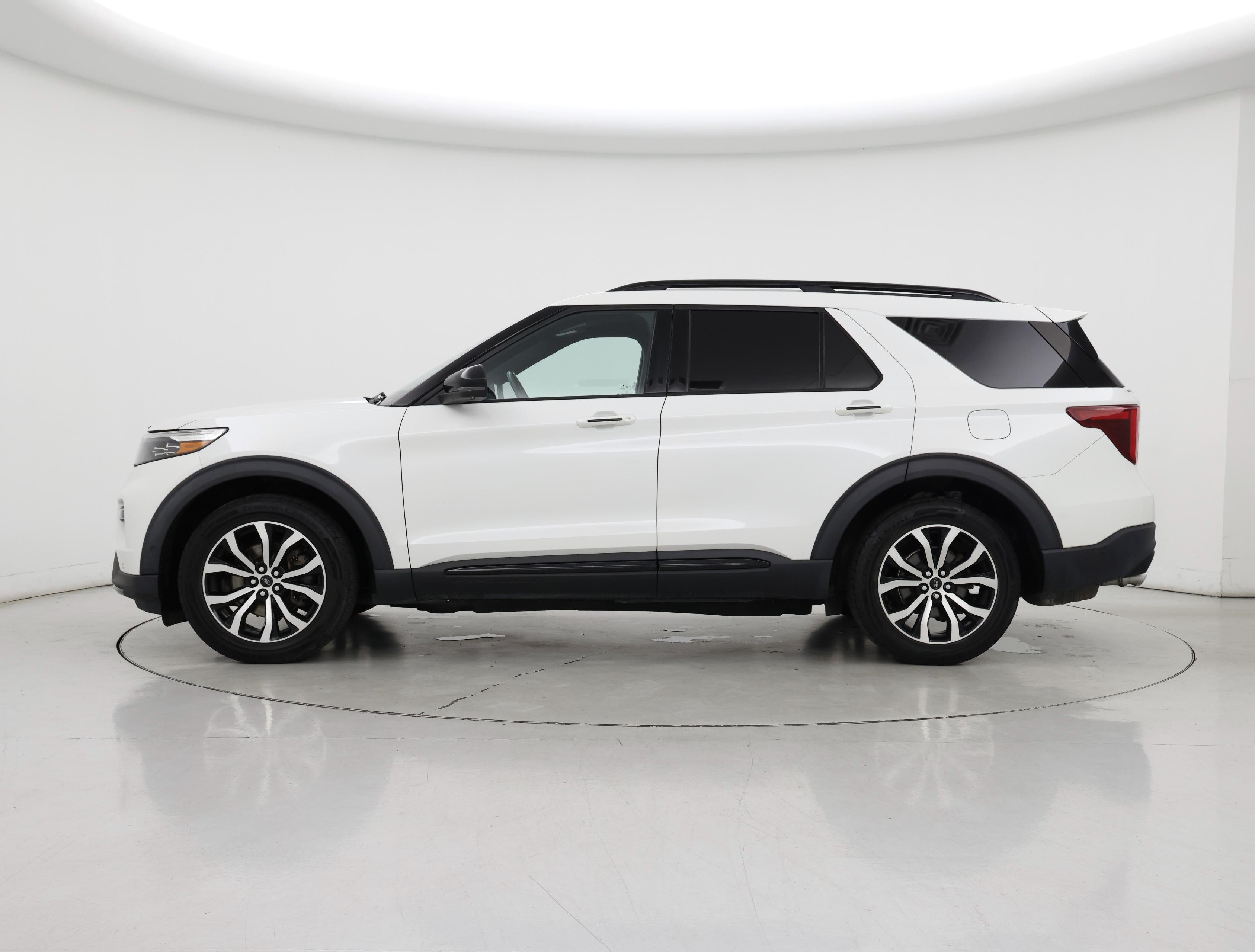 Thumbnail: 2020 Ford Explorer - 3
