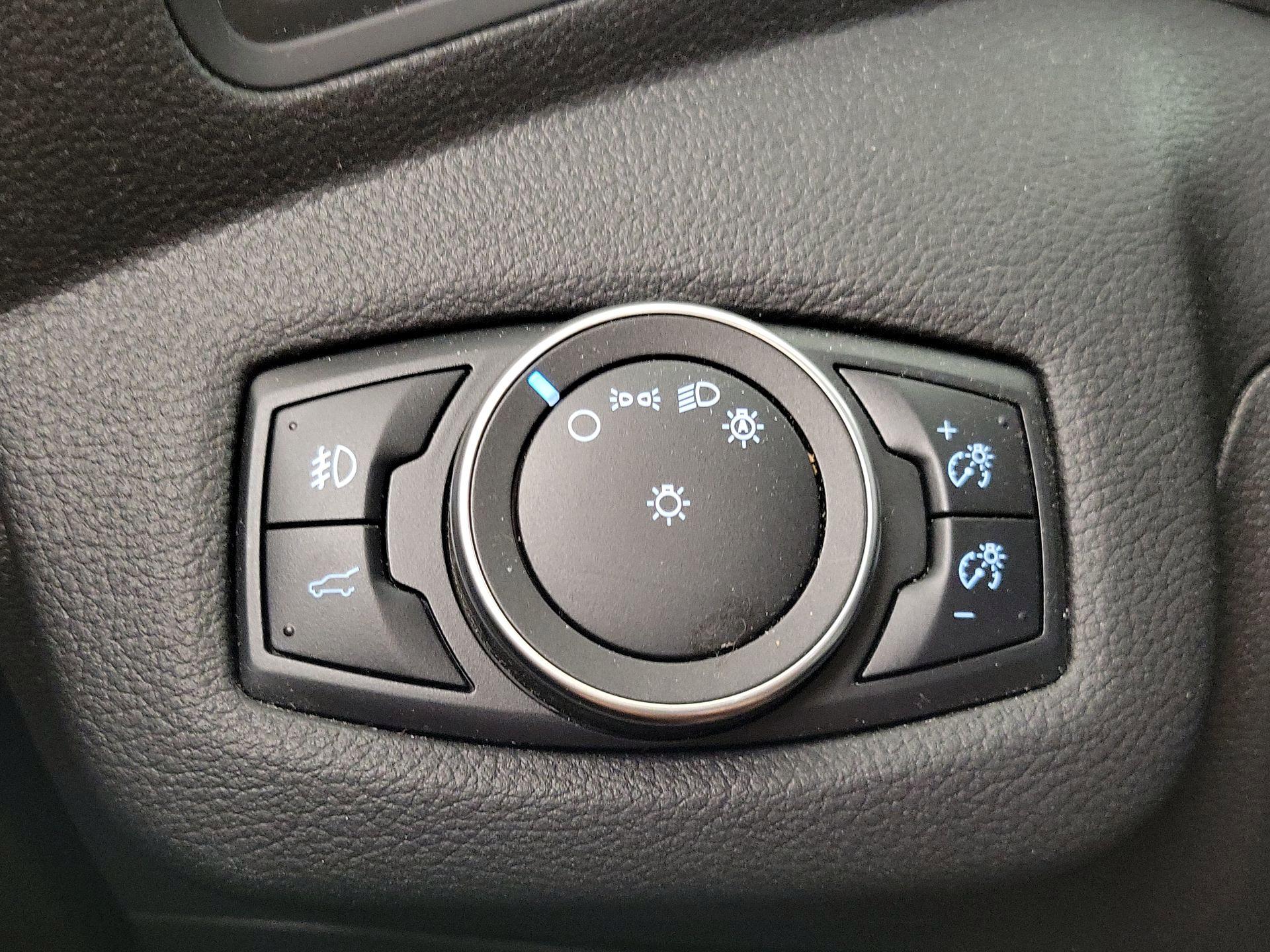 Thumbnail: 2019 Ford Escape - 13
