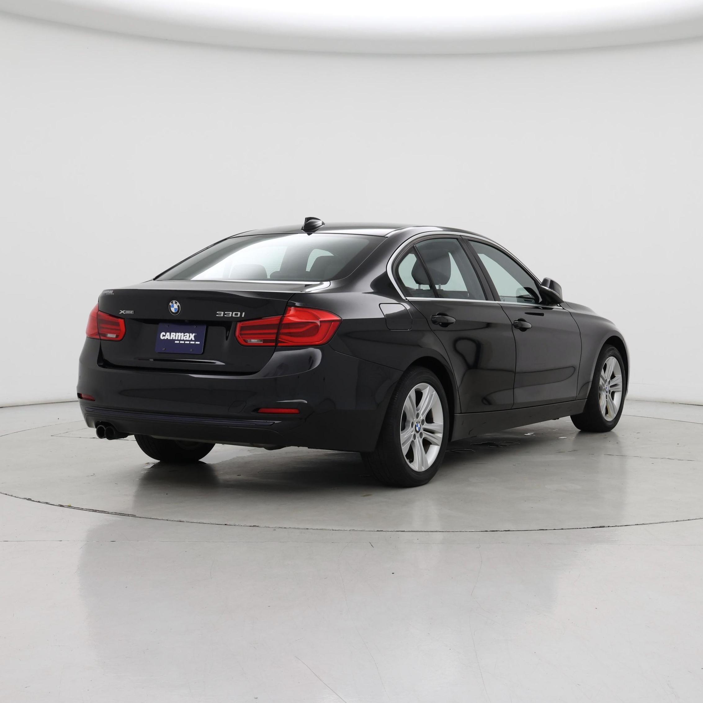 Thumbnail: 2017 BMW 3 Series - 8