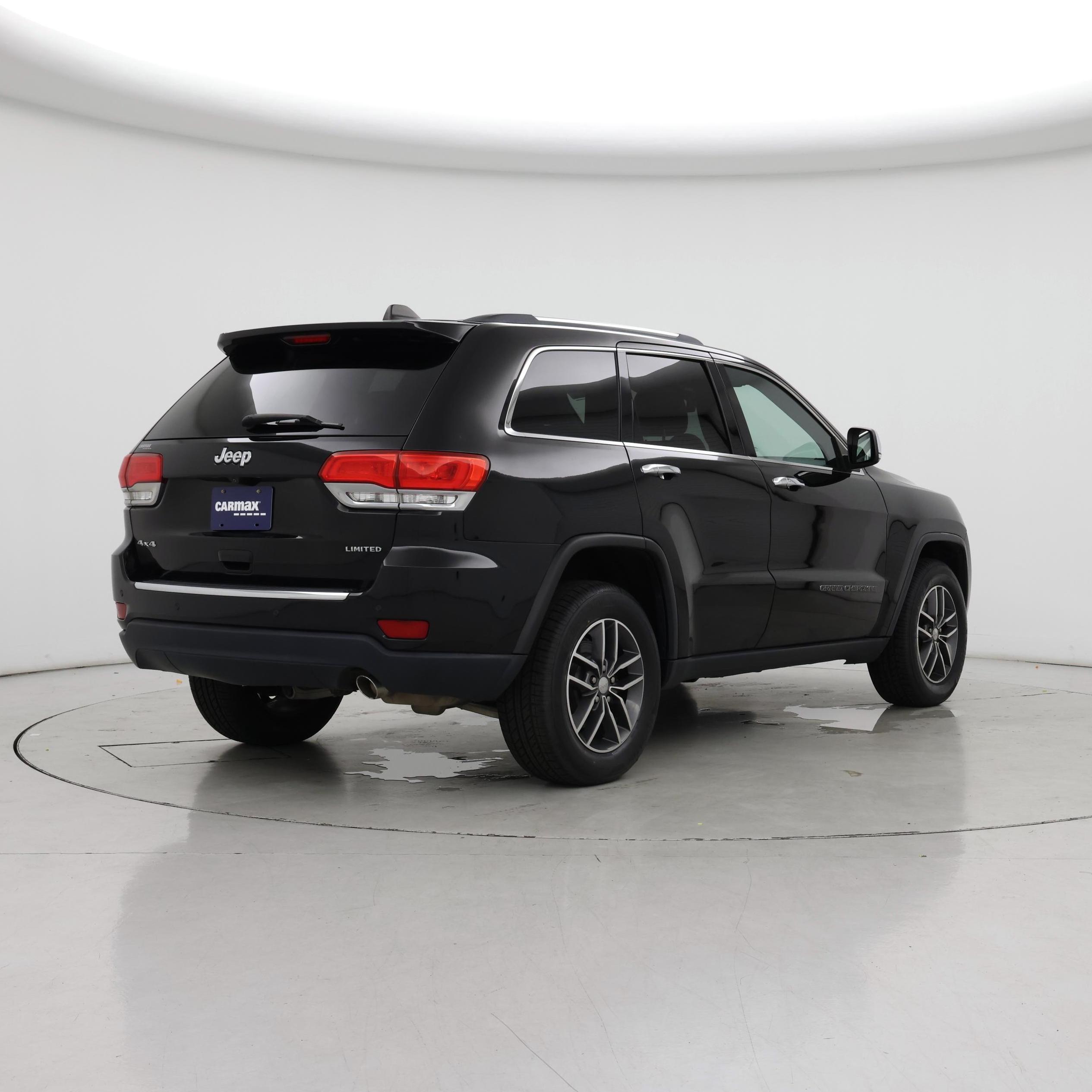 Thumbnail: 2017 Jeep Grand Cherokee - 8