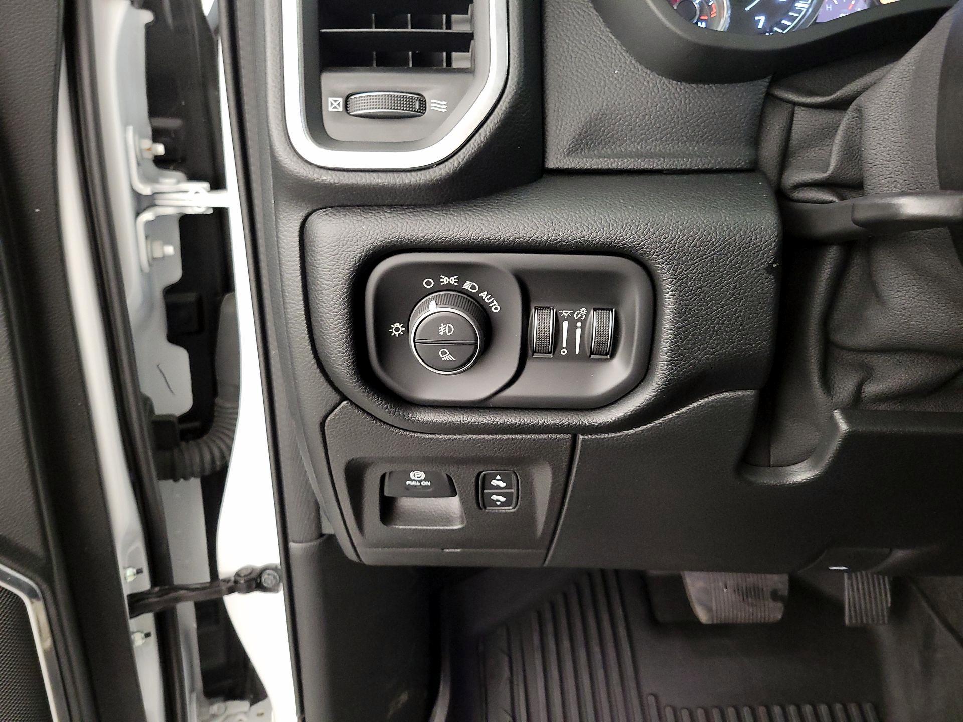 Thumbnail: 2022 RAM 1500 - 13