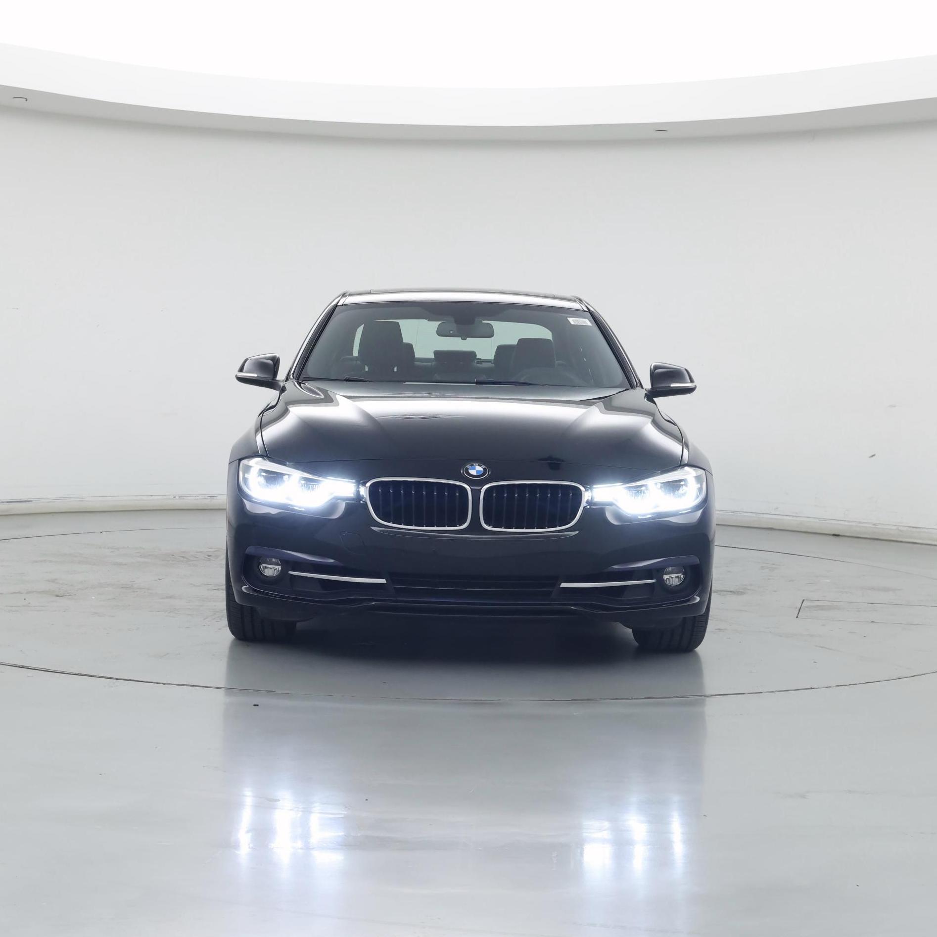 Thumbnail: 2018 BMW 3 Series - 5